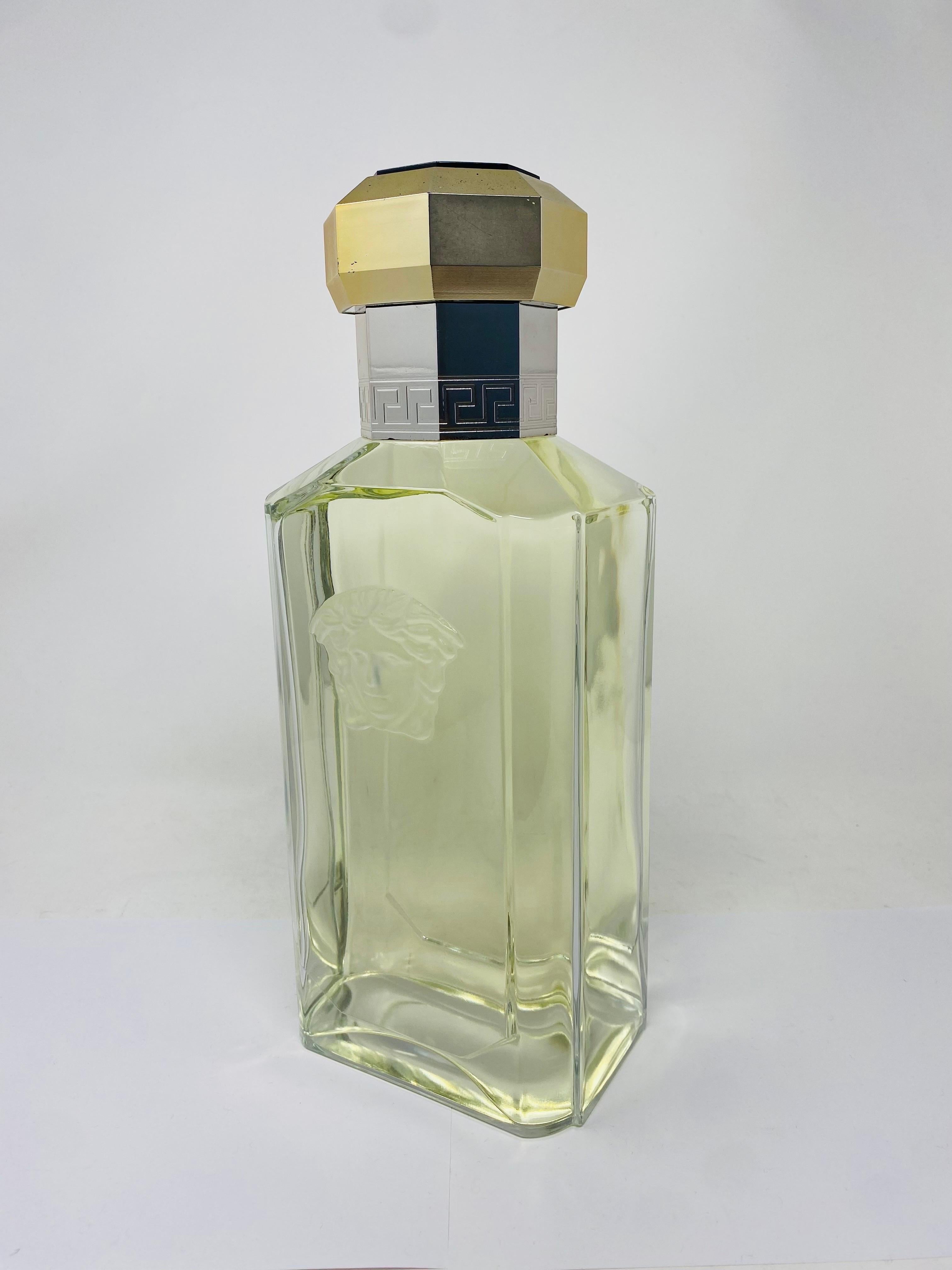 Rara confezione vintage di grandi dimensioni per il profumo The Dreamer di Versace anni '90 in vendita 2