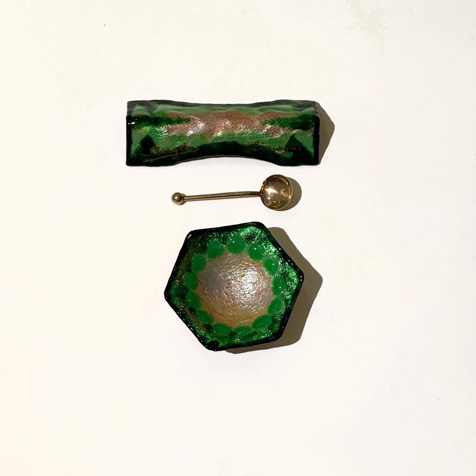 Rare vintage limoges enamel knife rest Set by Marylou 1950s French Art Deco For Sale 3