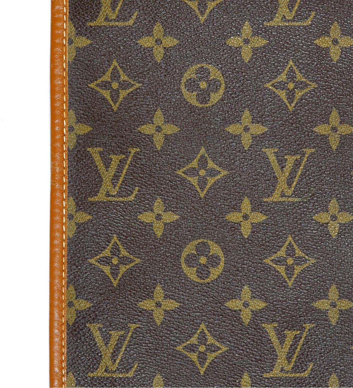 Français Rare sac à vêtements Louis Vuitton, vers 1990 en vente