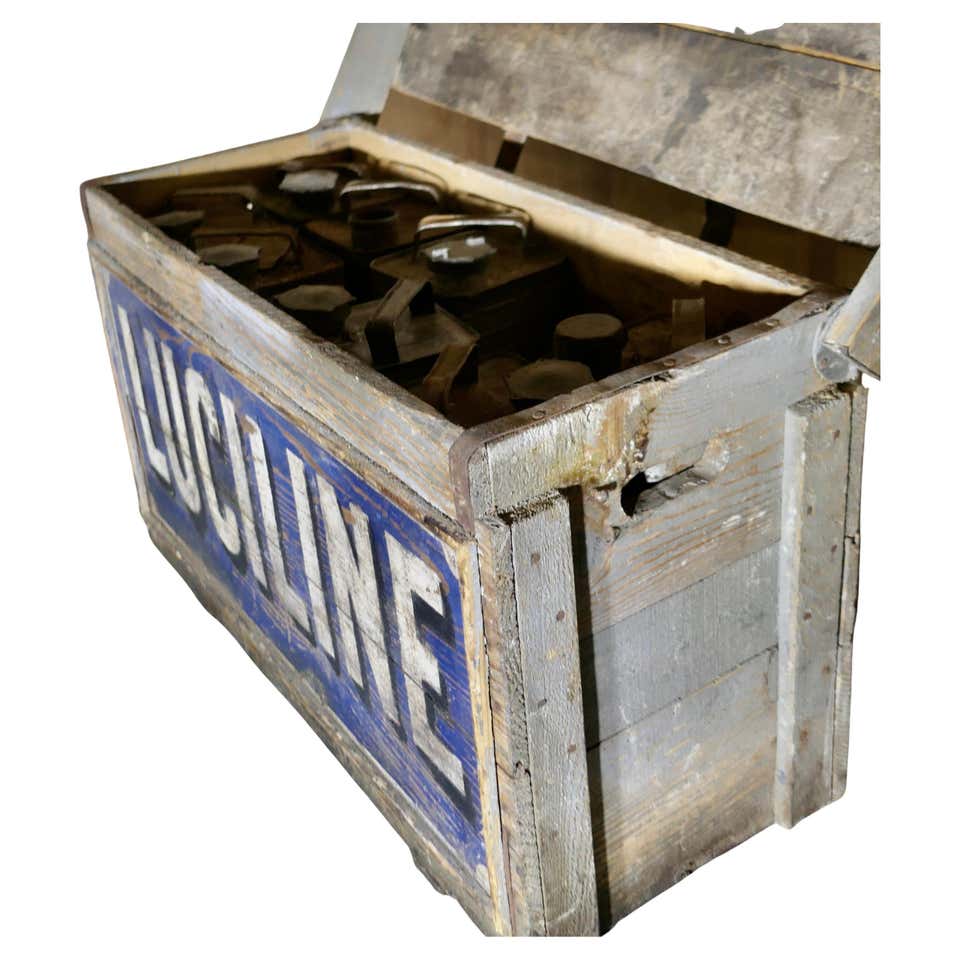 Vintage Oil Can For Sale at 1stDibs