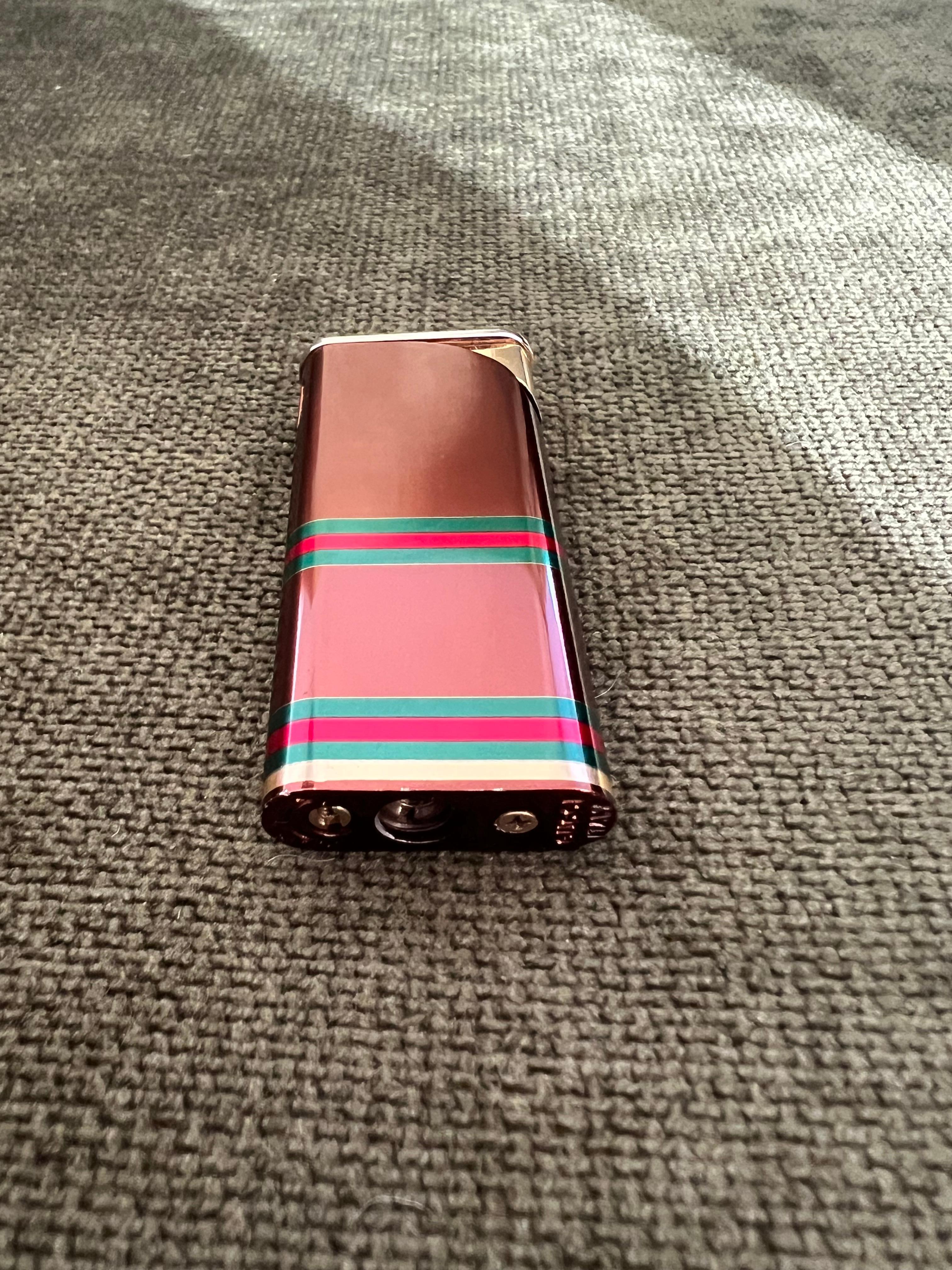 Rare Vintage Luxury Gucci lighter Florence Italia Circa 80 Original Suede Case For Sale 9