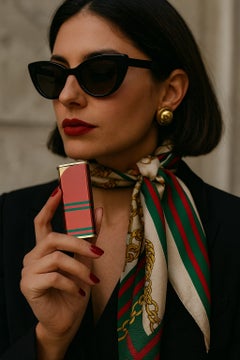 Rare Vintage Luxury Gucci lighter Florence Italia Circa 80 Original Suede Case