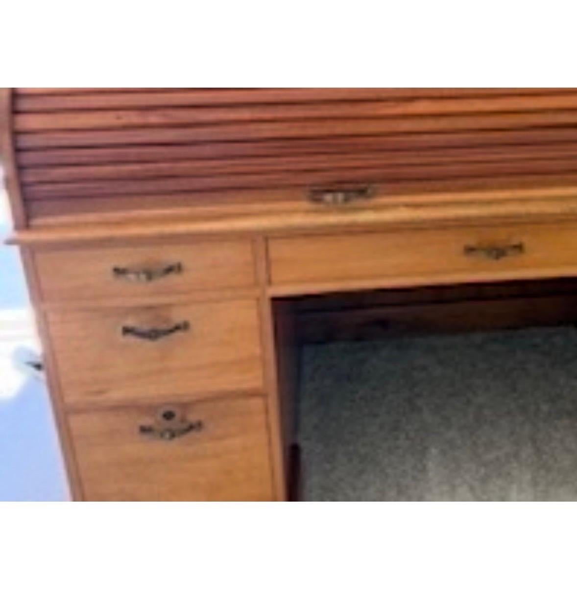 Rare, Vintage Martin & MacArthur Koa Wood Executive Rolltop Desk For Sale 4