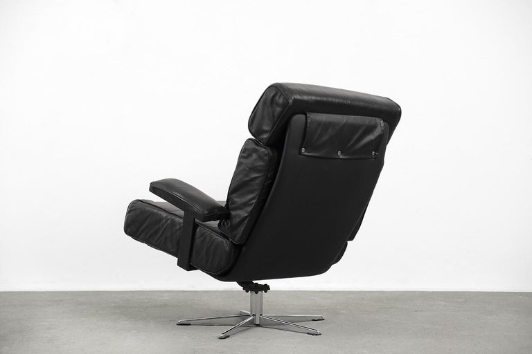 Mid-20th Century Rare Vintage Mid-Century German Modern Office Swivel Leather Easy Chair, 1960s For Sale
