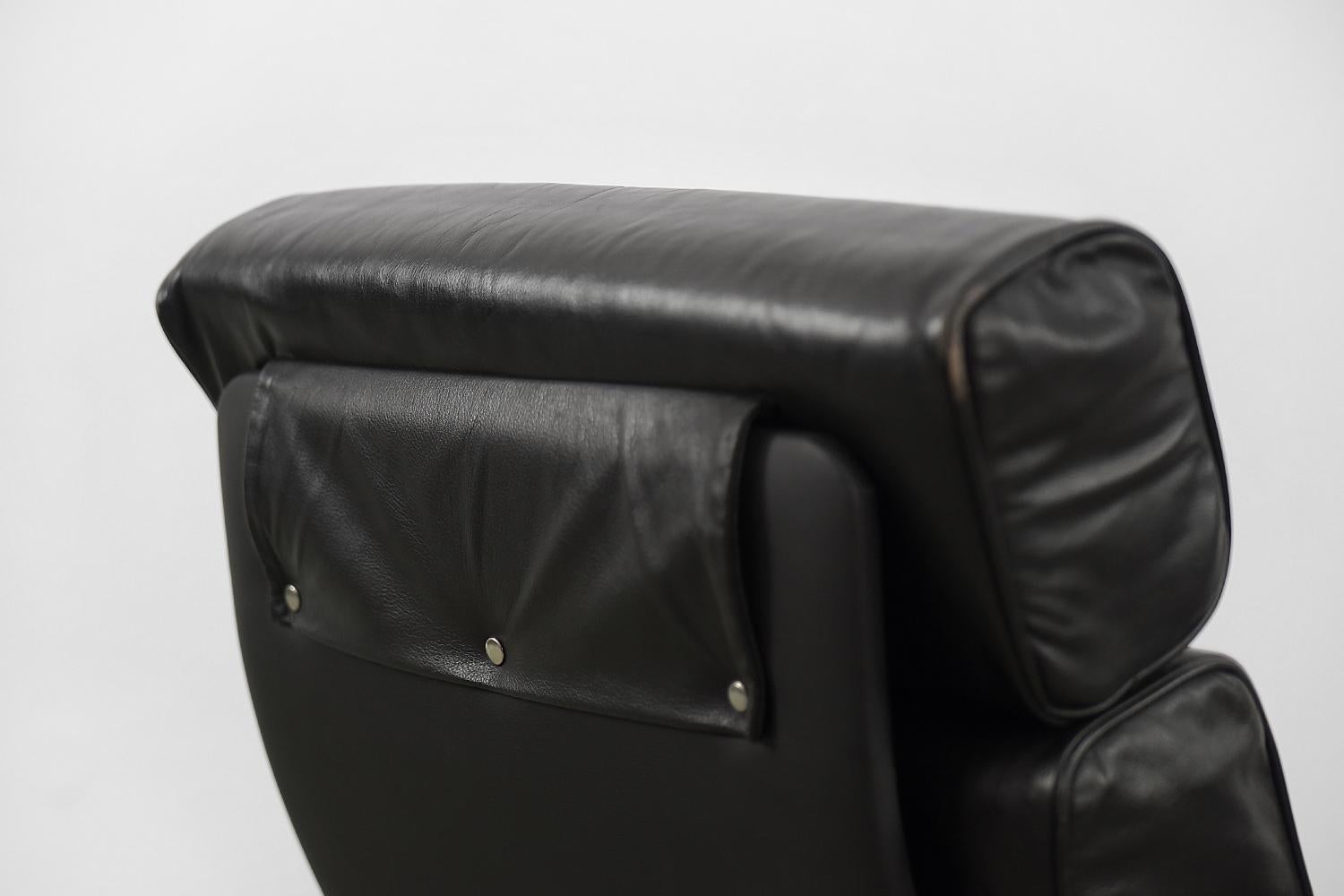 Seltener Vintage- Easy Chair aus drehbarem Leder für Büro, Deutsche Moderne der Mitte des Jahrhunderts, 1960er Jahre (Metall) im Angebot