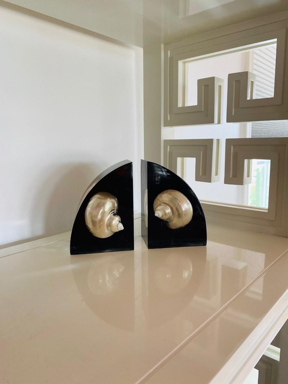 Mid-20th Century Rare Vintage Mid Century Lucite Bookends with Embedded Sea Shells For Sale