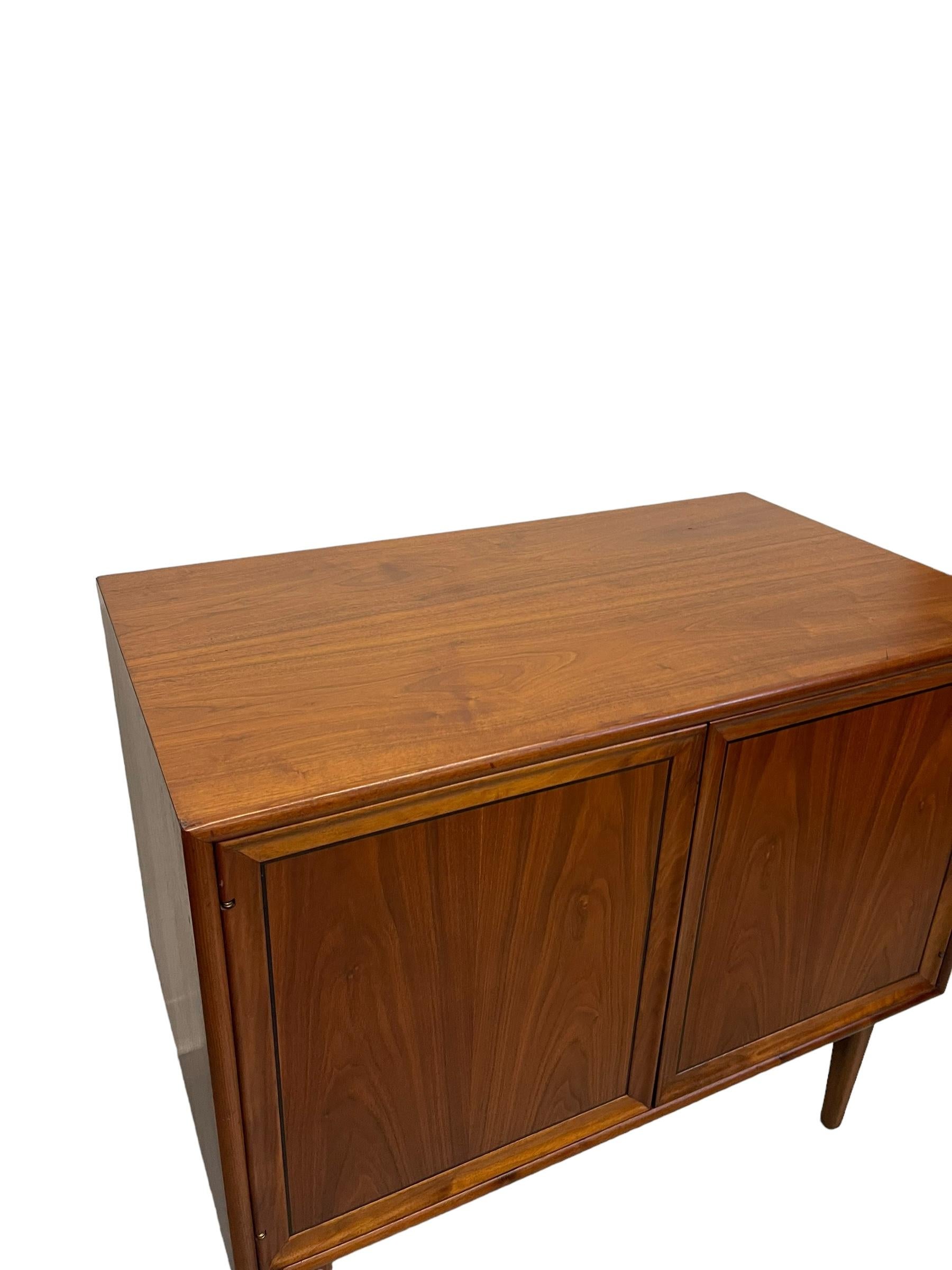 Rare Vintage Mid Century Modern Record Cabinet or Credenza by Kipp Stewart In Good Condition For Sale In Seattle, WA