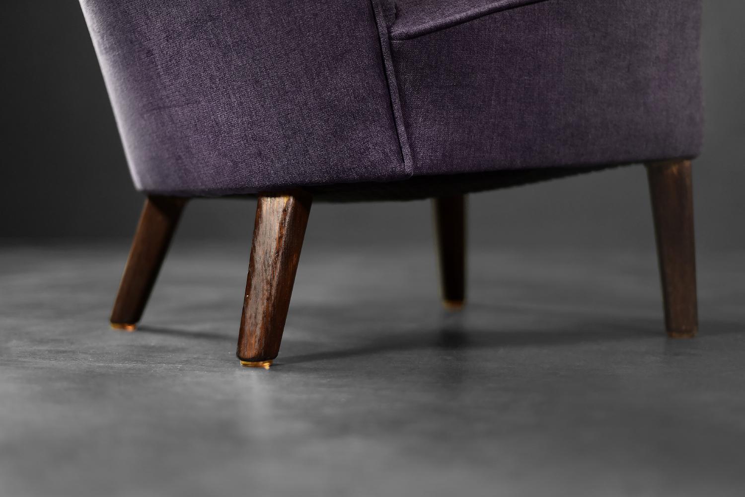 Rare Vintage Mid-Century Scandinavian Modern Oak&Purple Fabric High Wing Chair For Sale 9