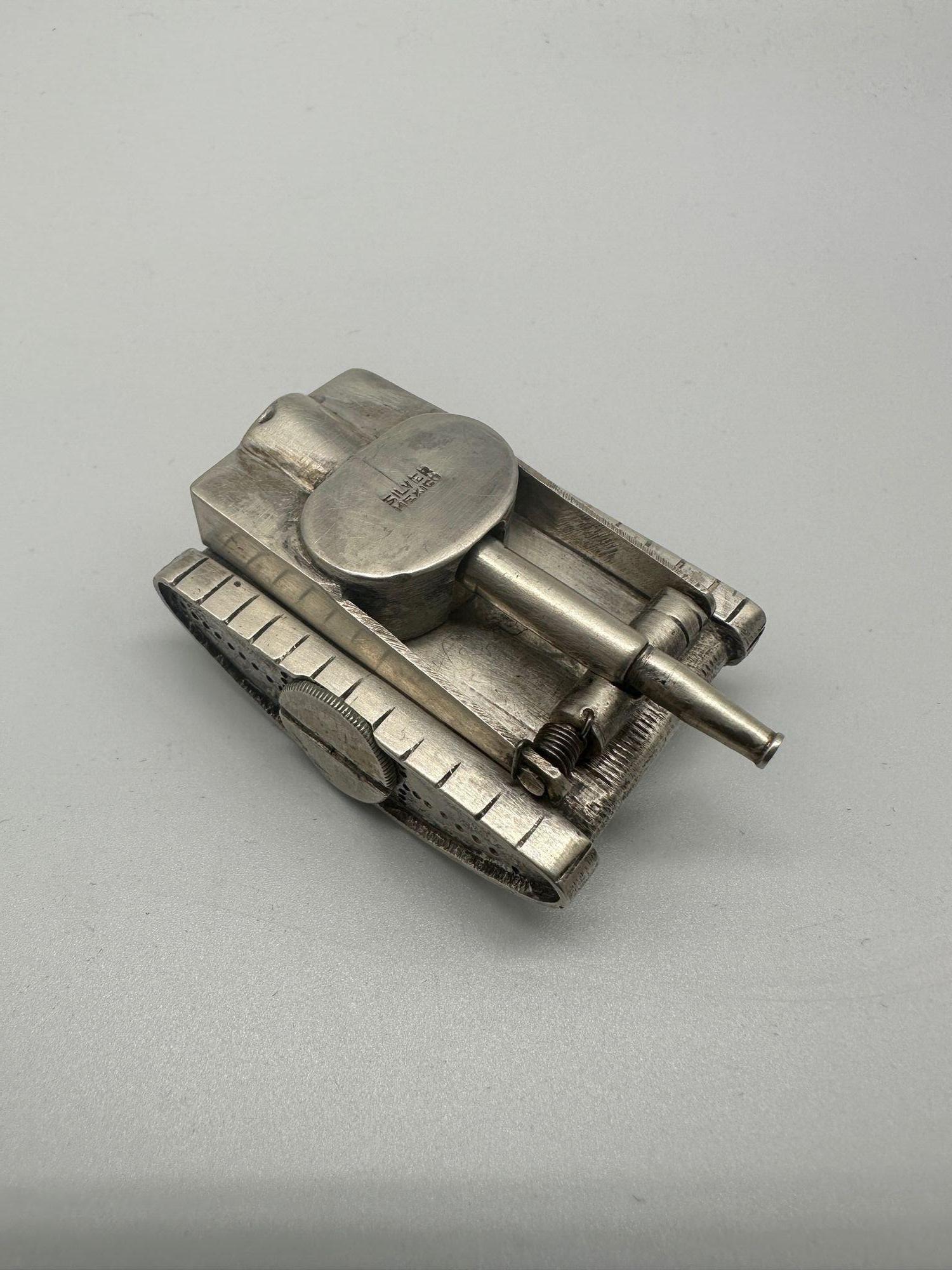 Rare Vintage Military Tank SilverLighter For Sale 3