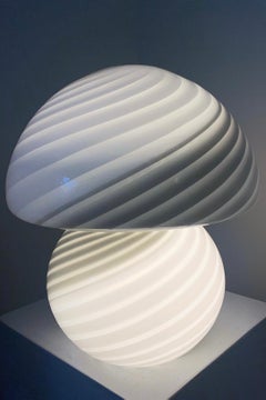 Rare lampe champignon de Murano blanche grise tourbillonnante soufflée à la bouche italienne des années 70