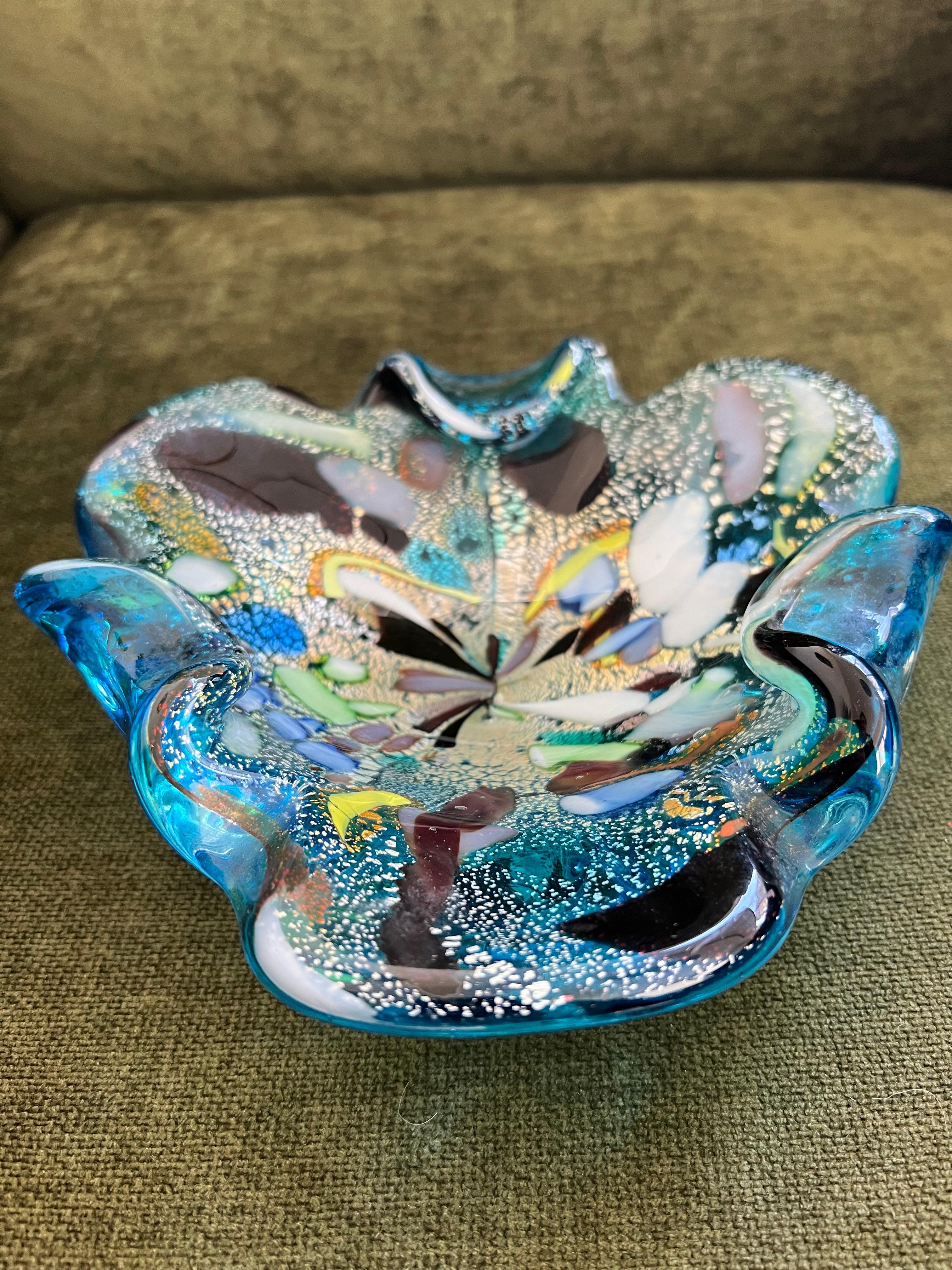 Seltene Vintage Murano Natürlich Blau Tutti Frutti  Taschentuchschüssel, CIRCA 1960 1