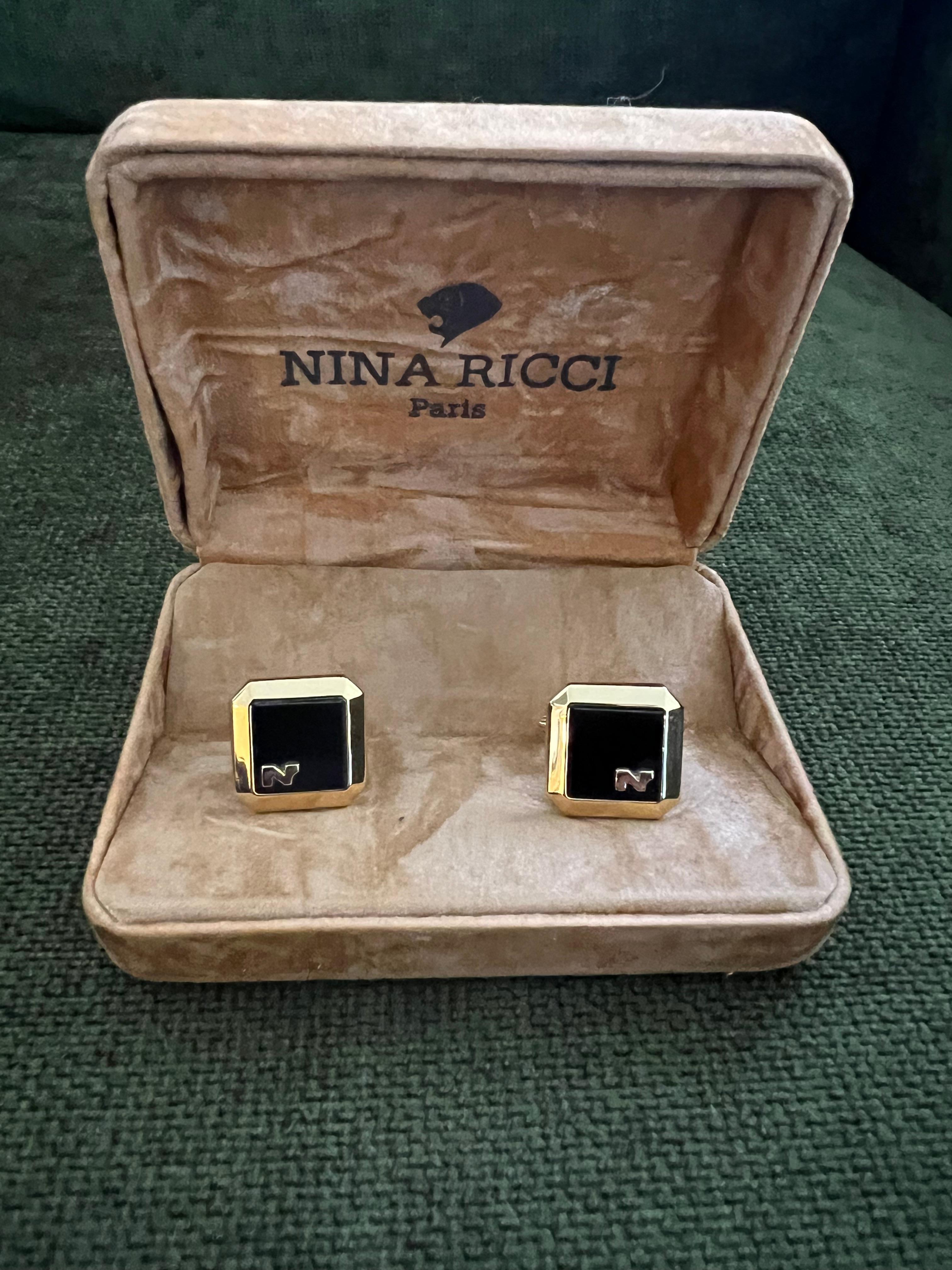 Seltene Vintage Nina Ricci Gold & Schwarz Manschettenknöpfe Logo Circa 1980 Originale Etui im Angebot 6