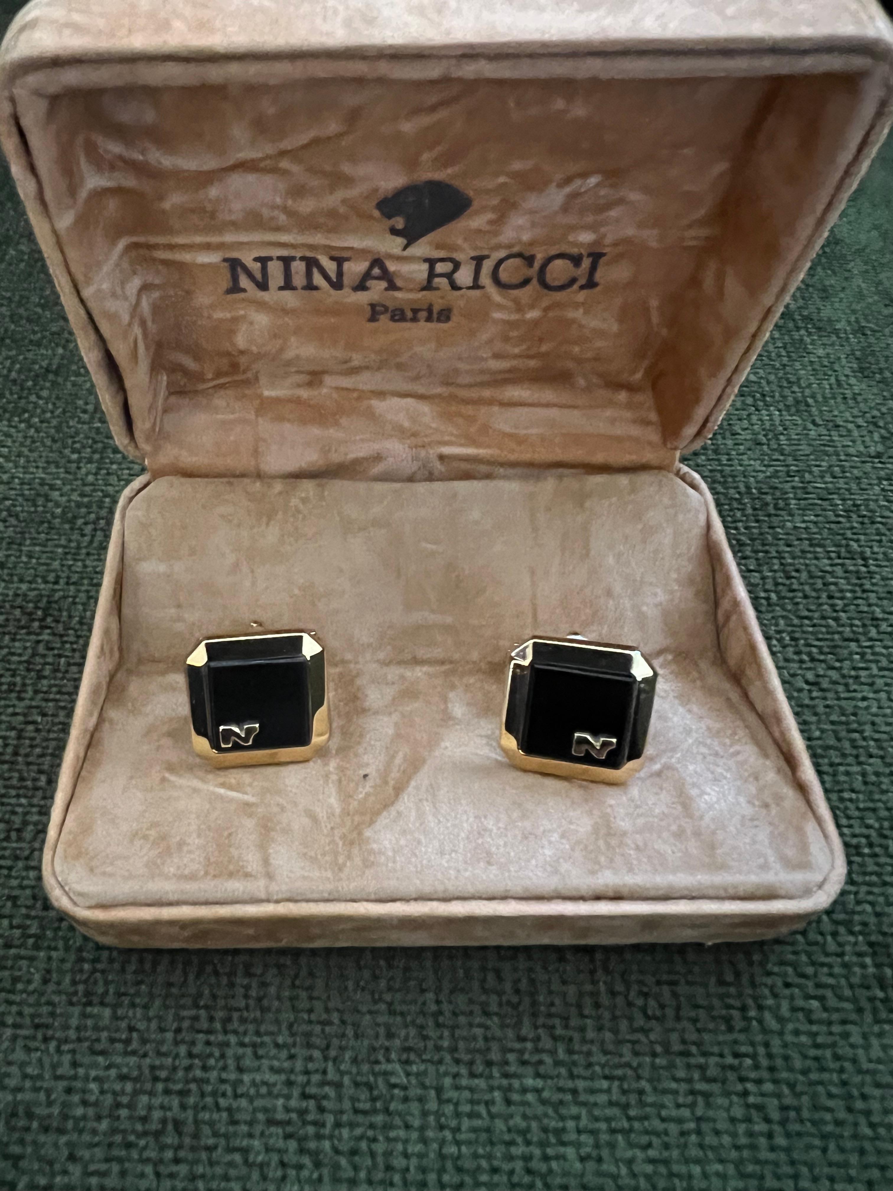 Seltene Vintage Nina Ricci Set Gold-Tone Manschettenknöpfe Logo Circa 