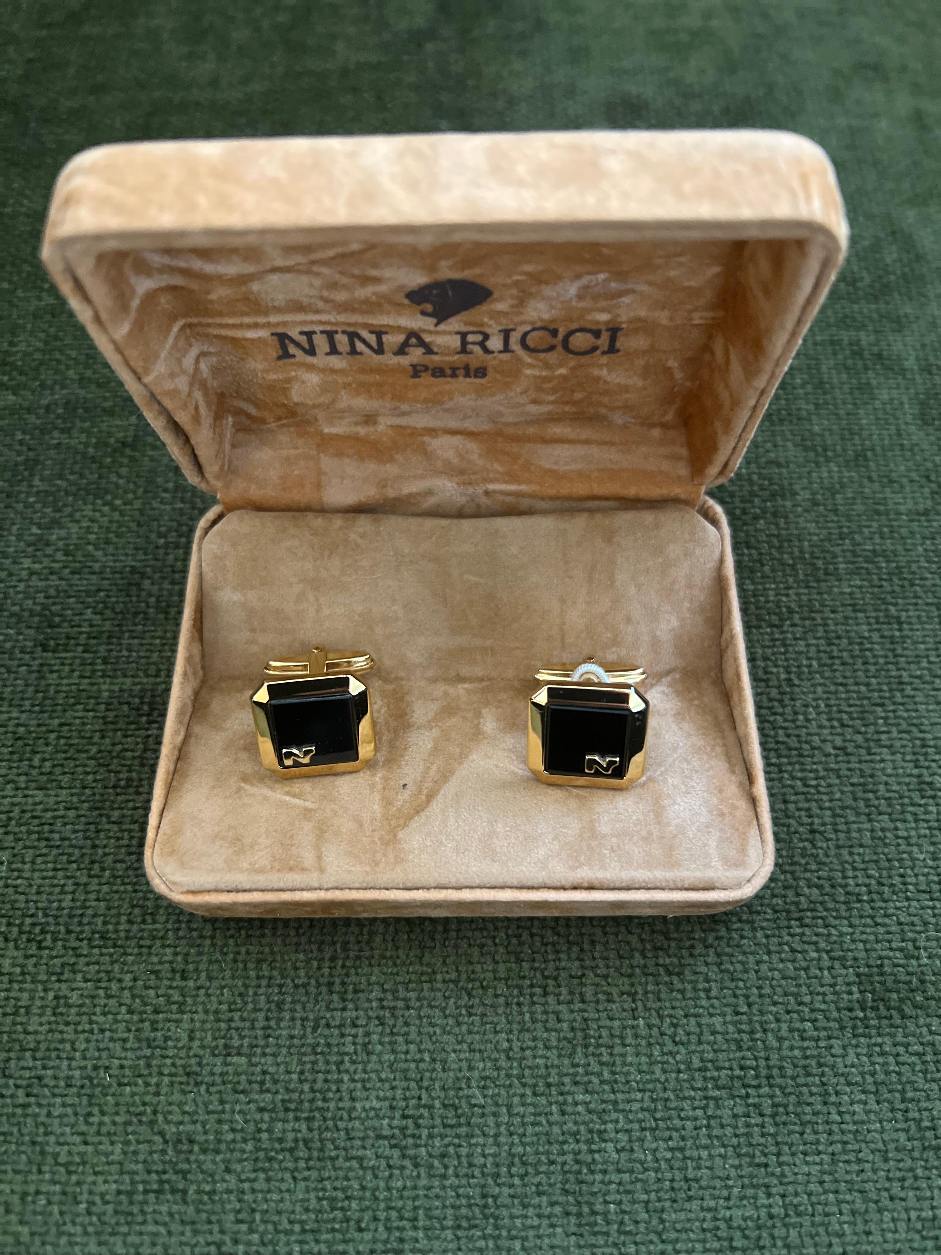 Seltene Vintage Nina Ricci Gold & Schwarz Manschettenknöpfe Logo Circa 1980 Originale Etui im Angebot 3