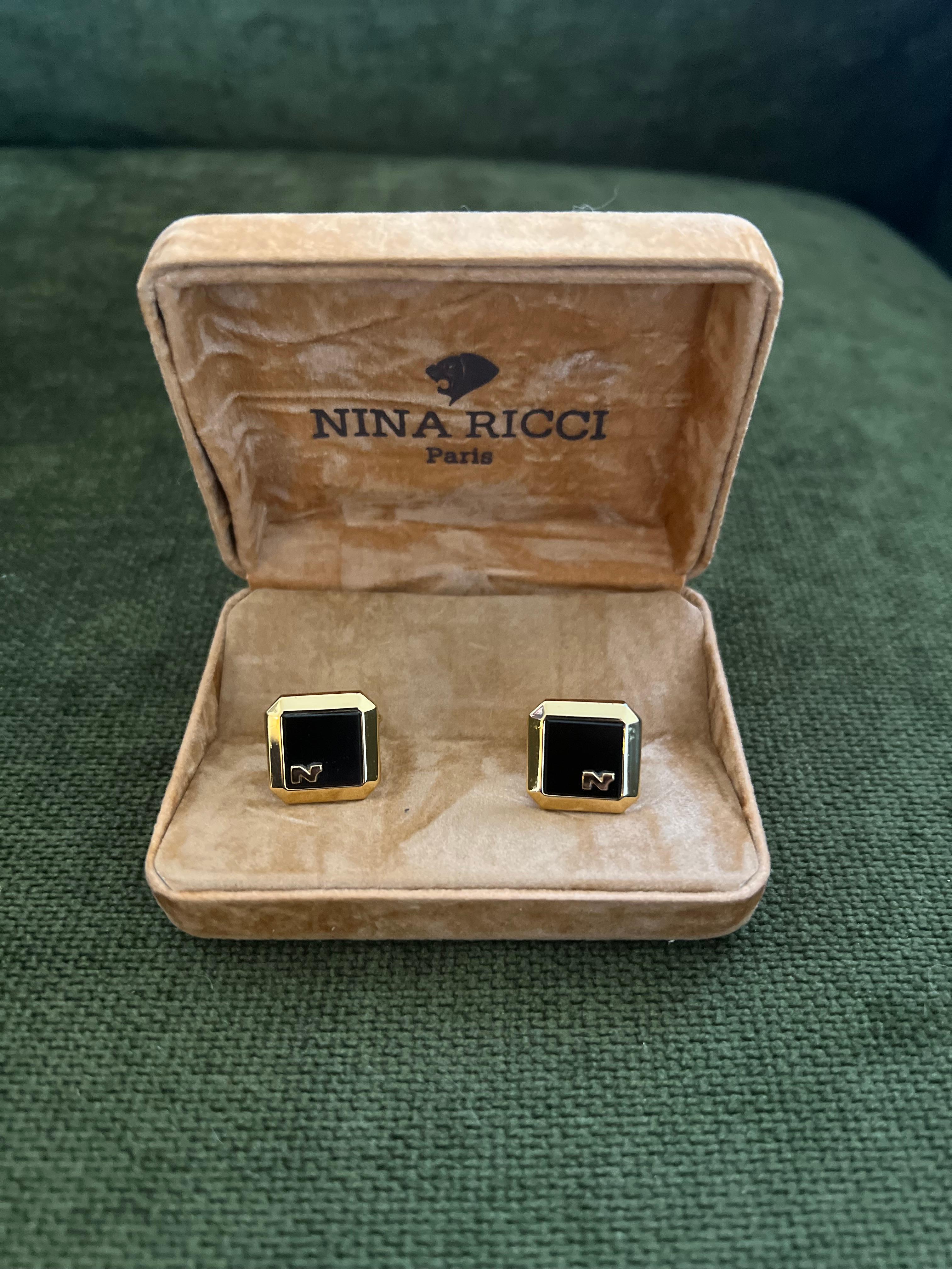 Seltene Vintage Nina Ricci Gold & Schwarz Manschettenknöpfe Logo Circa 1980 Originale Etui im Angebot 4
