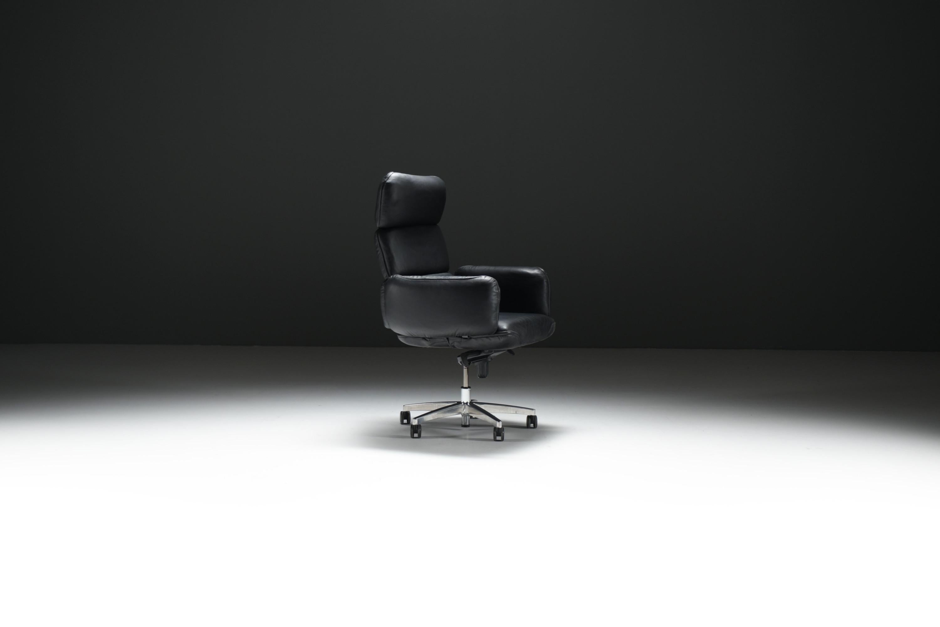 Allemand Rare chaise de bureau vintage en cuir noir par Otto Zapf pour Knoll international en vente