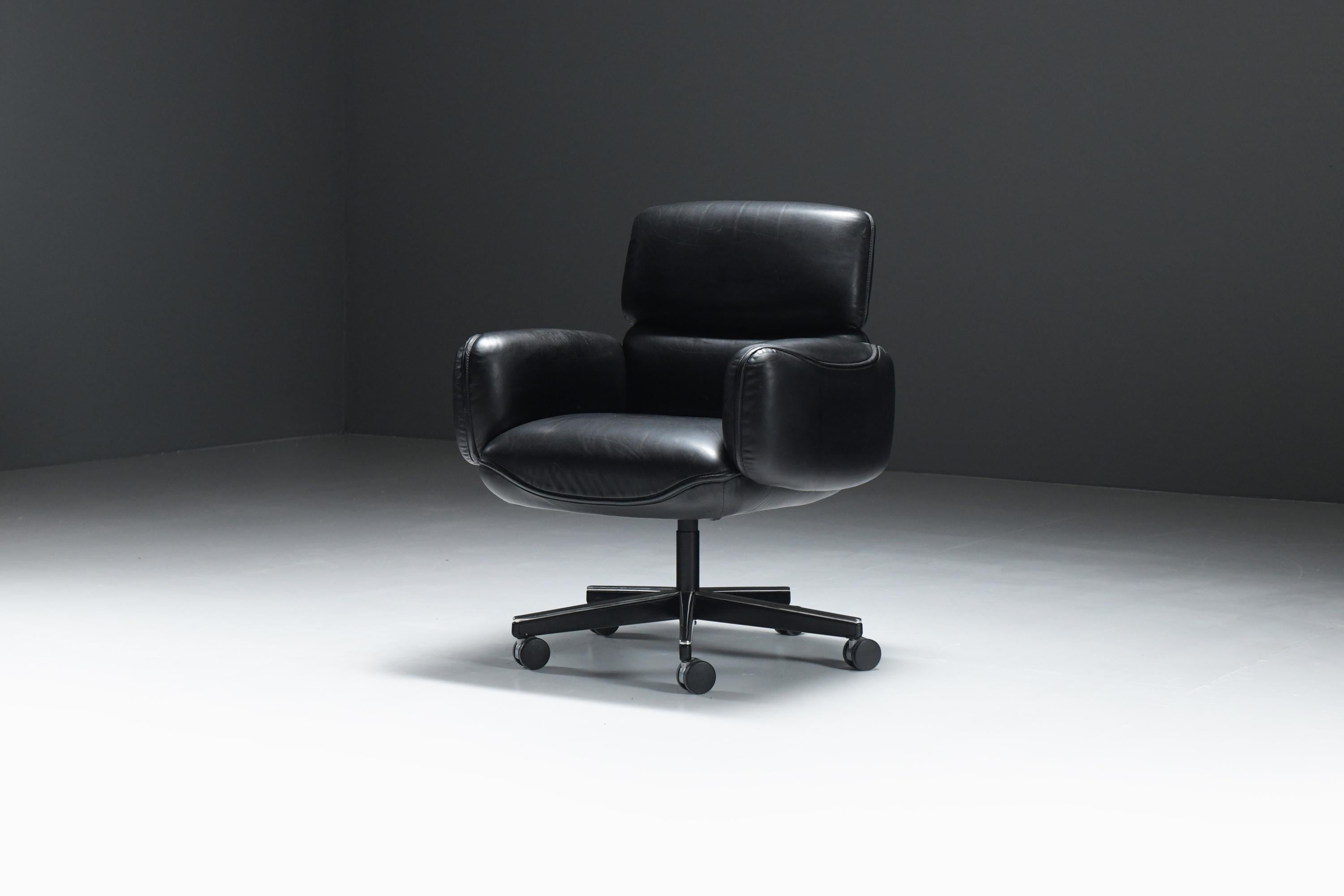 Rara silla de oficina vintage en cuero negro de Otto Zapf para Knoll international Moderno de mediados de siglo en venta
