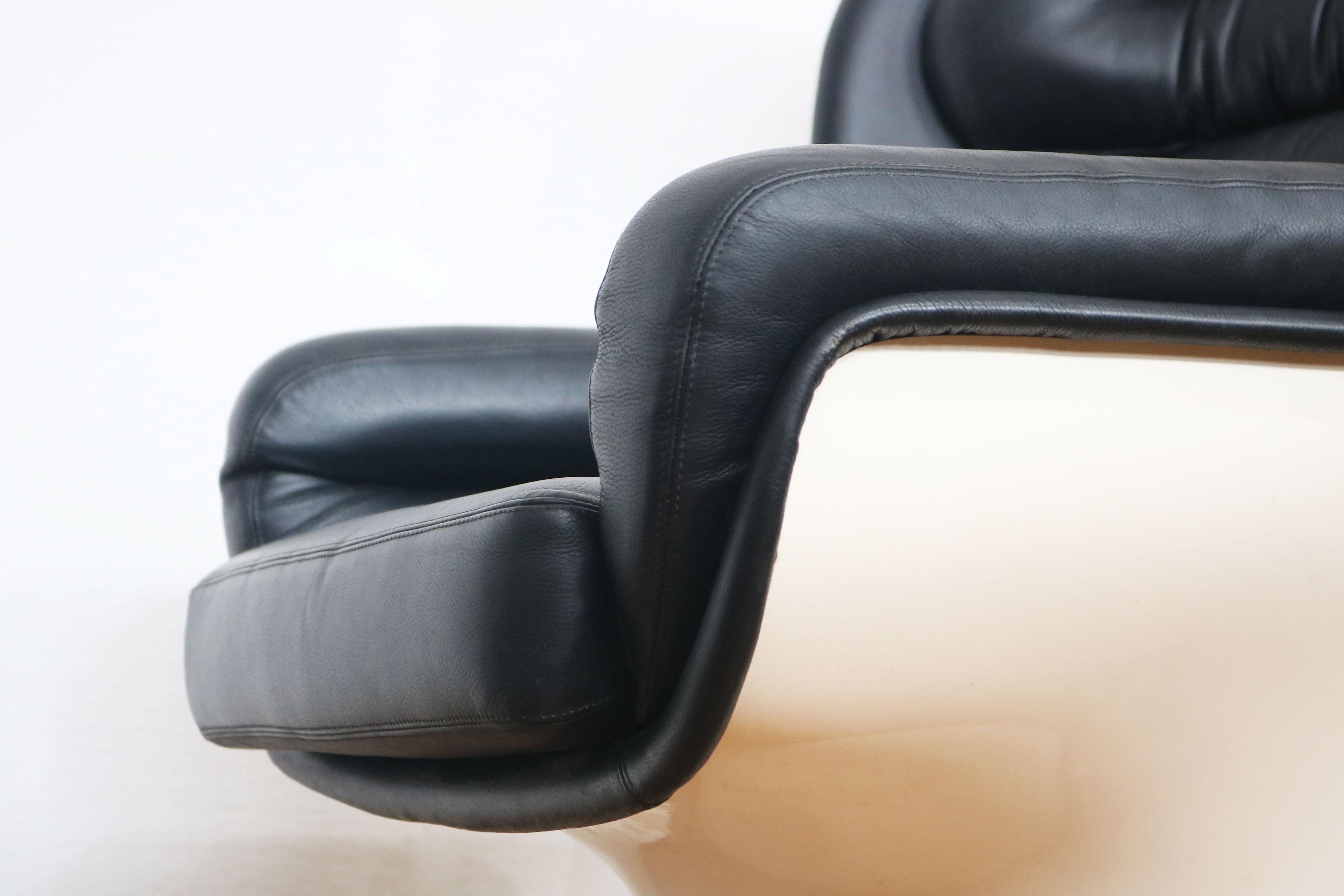 Mid-20th Century Rare vintage original Joe Colombo Elda chair by comfort Italy 1960 black leather