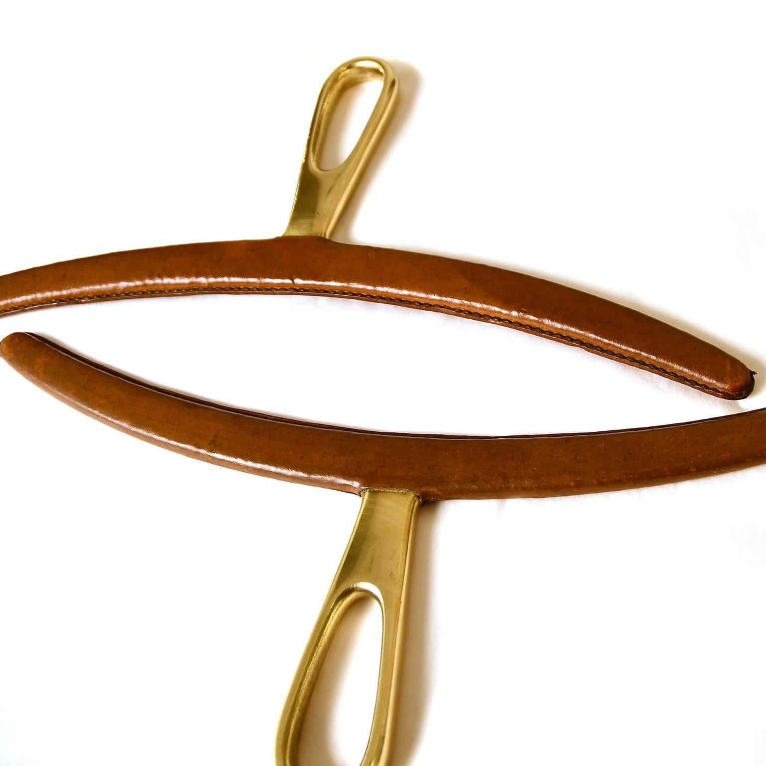 Austrian Rare Vintage Pair of Brass Hanger Leather Covered by Carl Auböck, 1950 For Sale