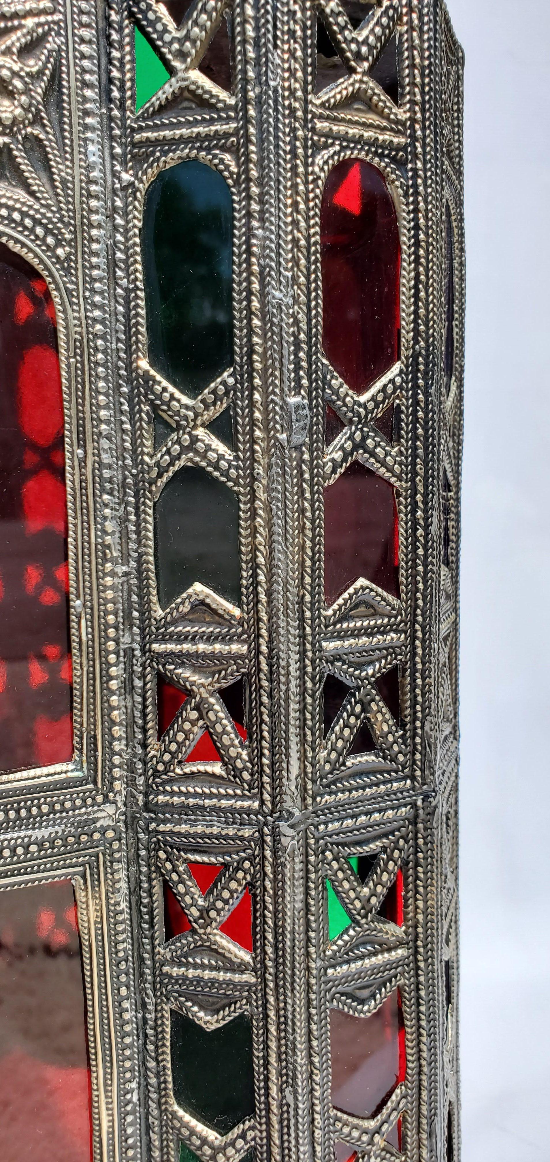 Beautiful vintage and  very rare pair of Moroccan table lantern with high end brushed silver heavy nickel and vintage adorned with resin jewels and Iraqi glass.