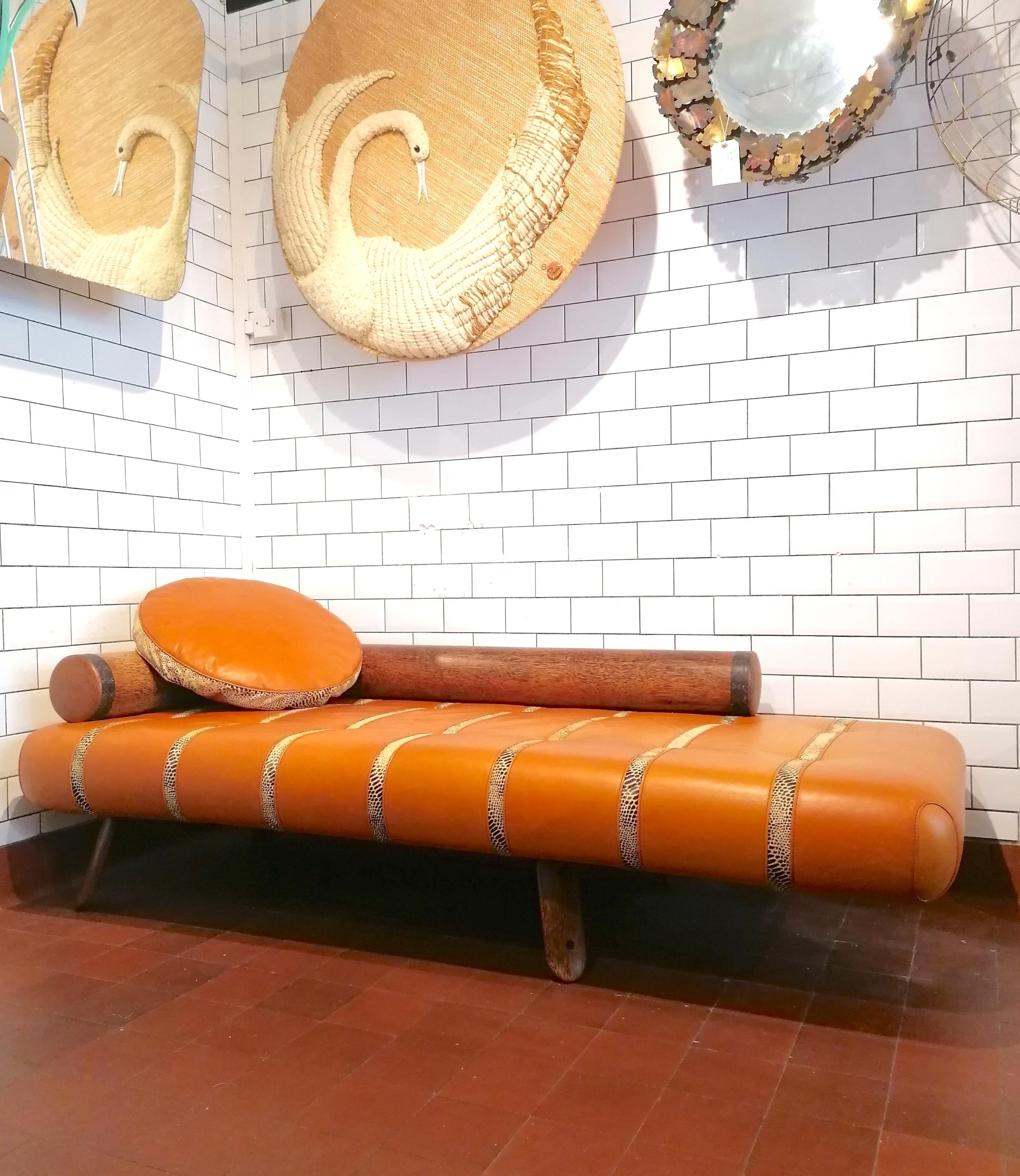 Hide Rare vintage postmodern leather & palmwood daybed by Pacific Green, c1990s For Sale