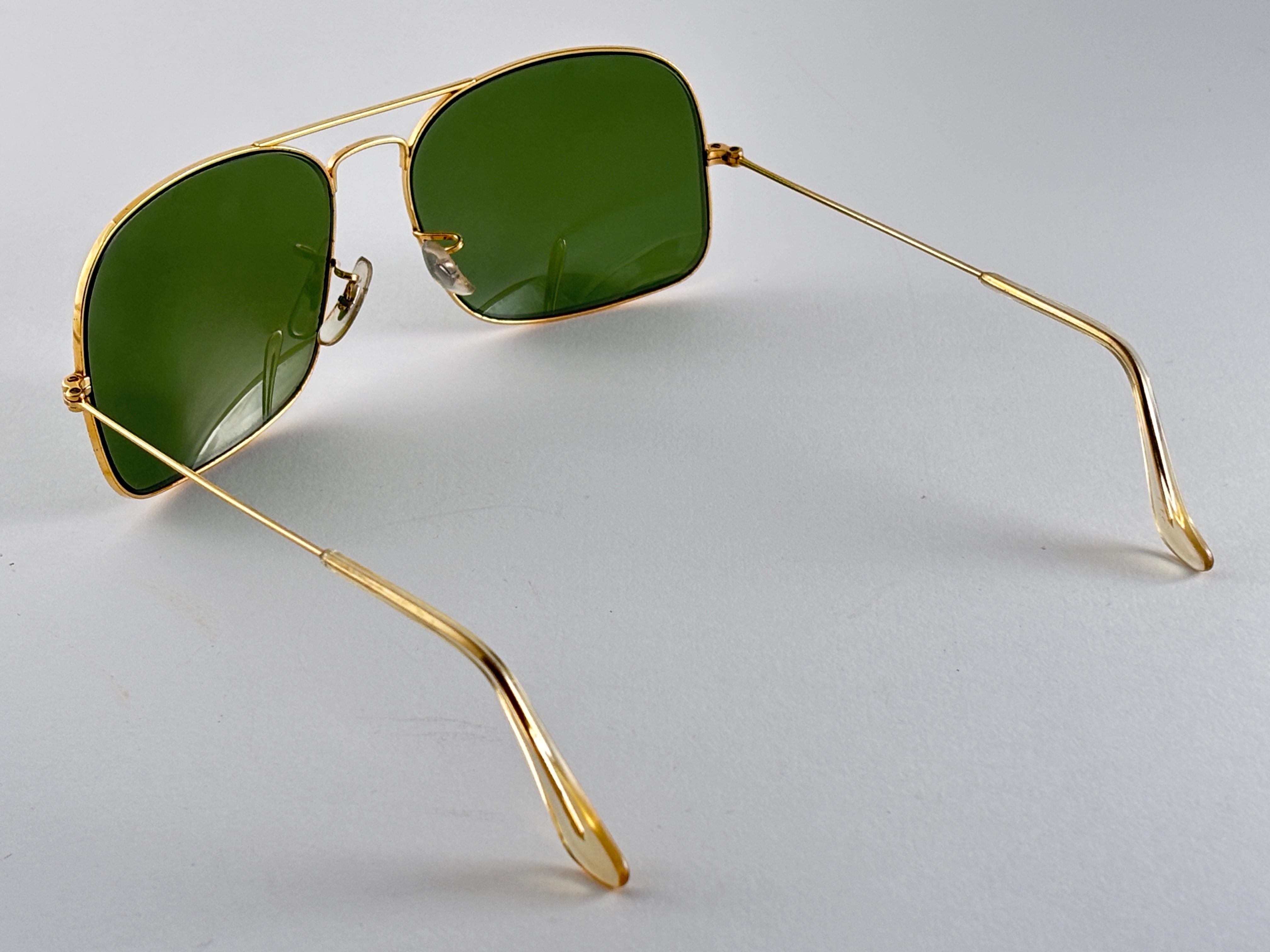 Gray Rare Vintage Ray Ban 1978 Gold Rb3 Lens B&L Sunglasses For Sale