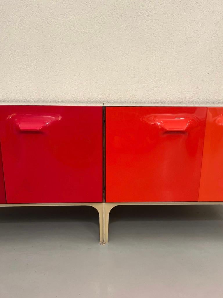 Rare Vintage Raymond Loewy Sideboard by DF2000, France ca. 1968 In Good Condition For Sale In Geneva, CH