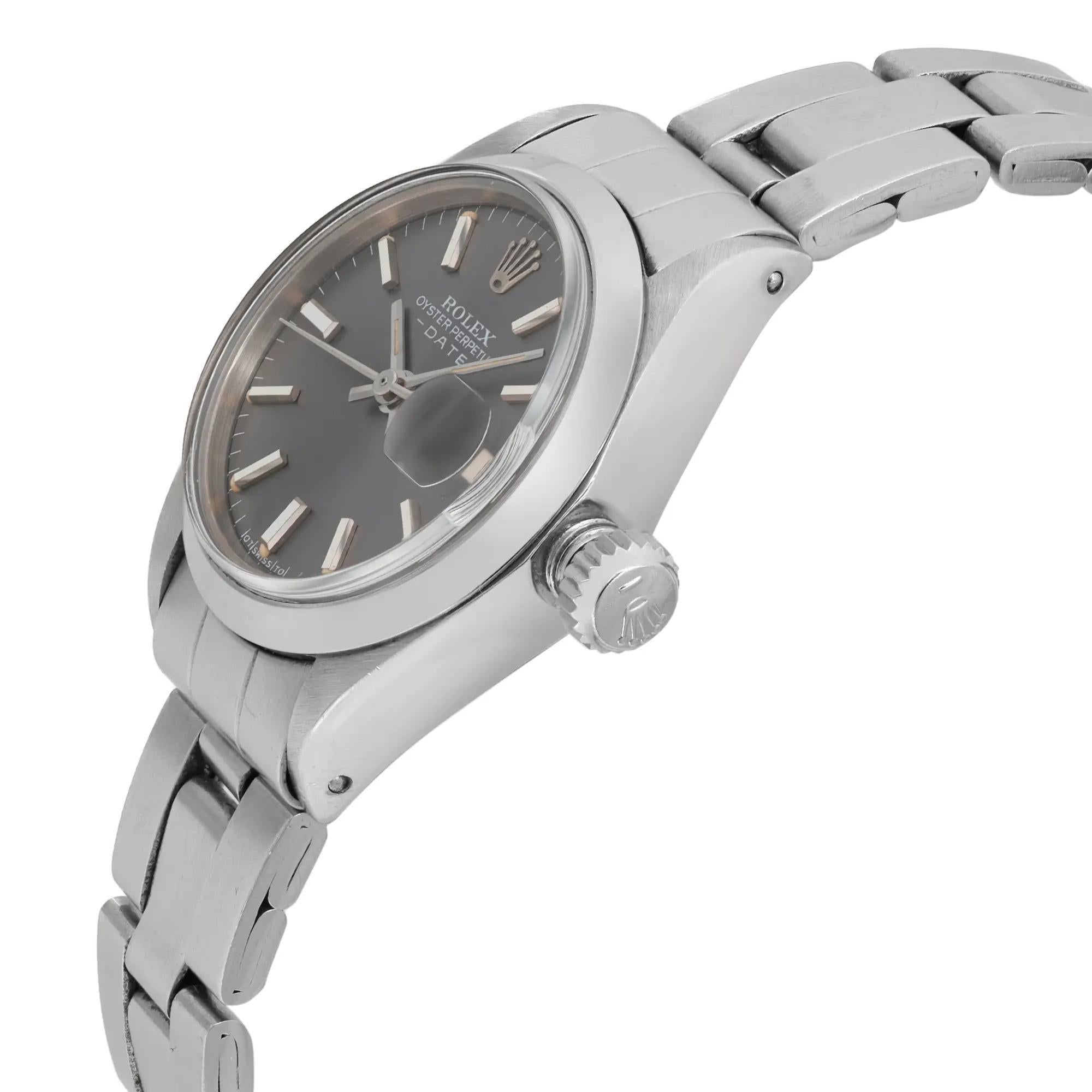 Rolex Montre vintage rare Perpetual Date 26mm avec cadran en acier ardoise pour femmes 6916 État moyen - En vente à New York, NY