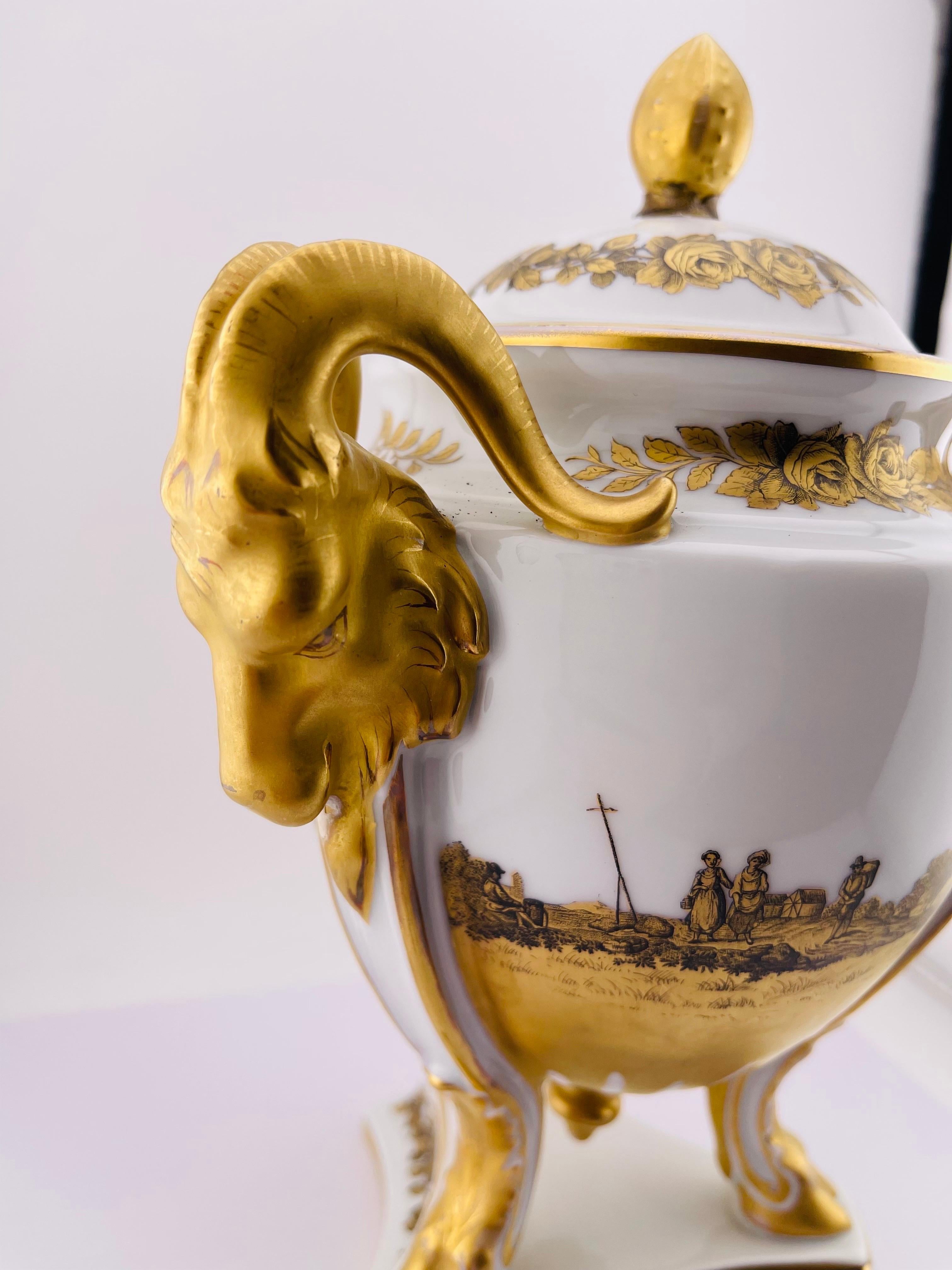 Raro vaso Rosenthal d'epoca con coperchio, isorismo Capricorno in vendita 1