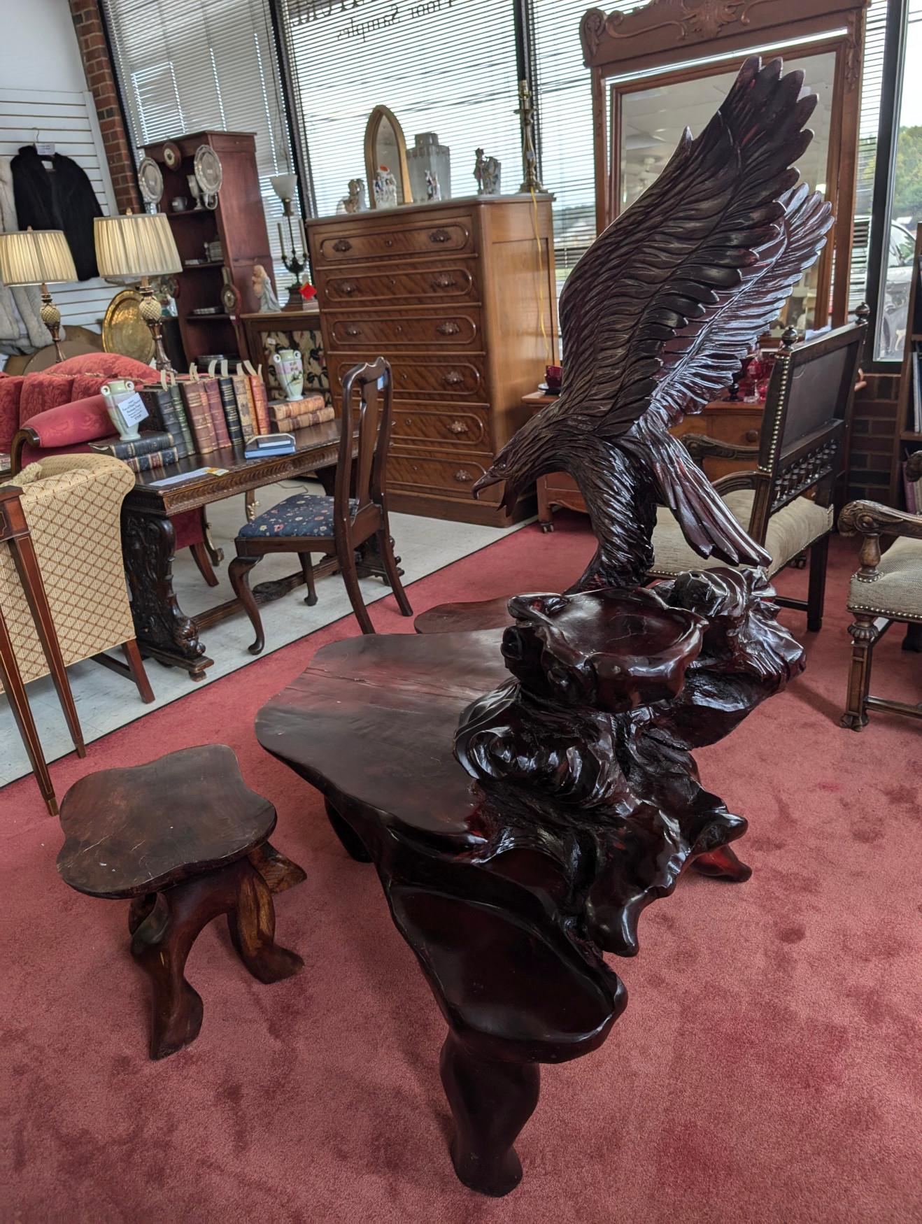 Bois de rose Ensemble de table à thé 3 pièces vintage rare, aigle, poisson koï en vente