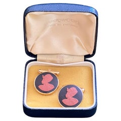 Rare Vintage Royal British Cleopatra “Wedgwood” Gold Plate Cufflinks Circa 1960