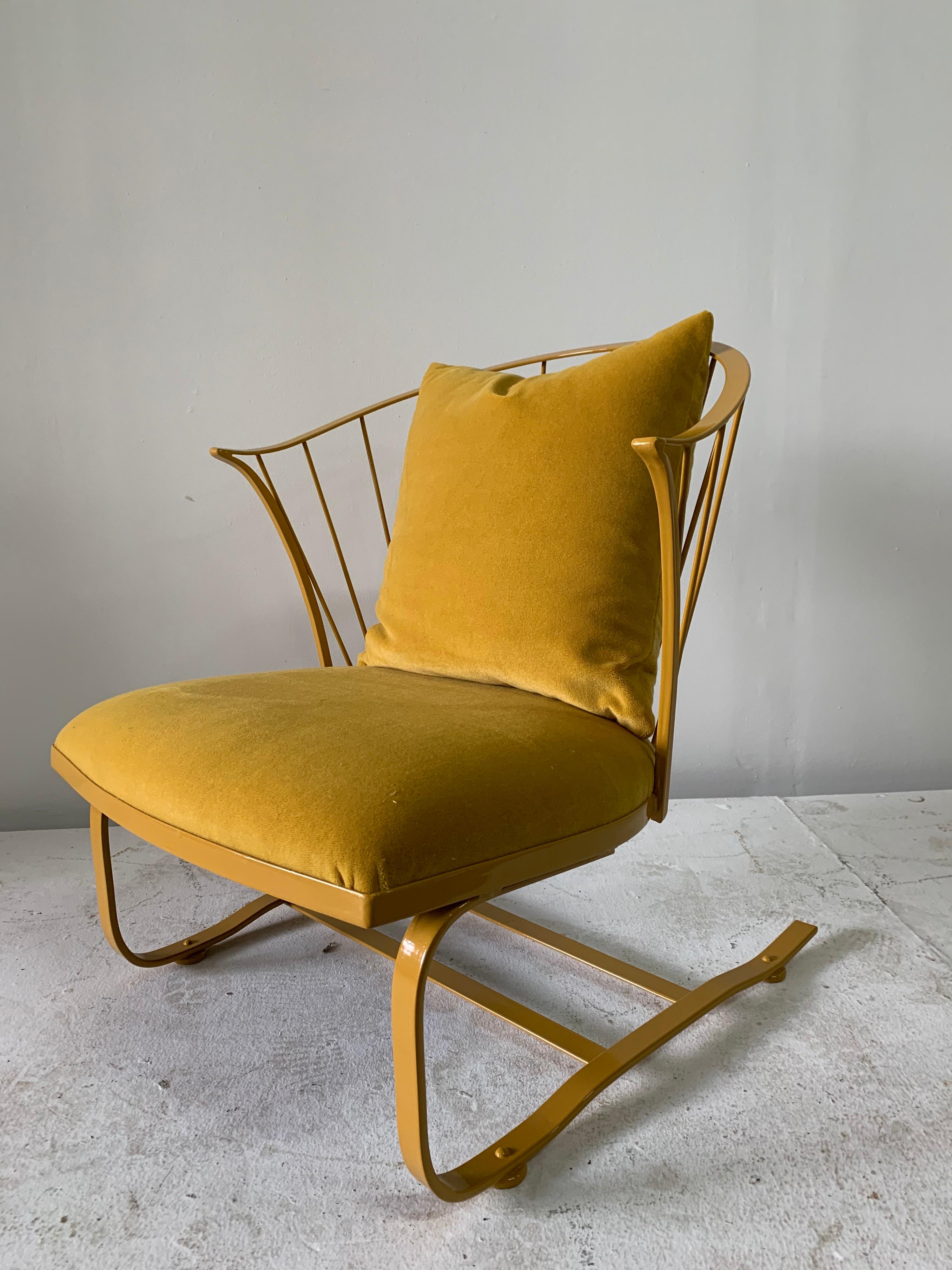 Américain Rare chaise à bascule inclinable vintage Russell Woodard personnalisée et revêtue de poudre en vente