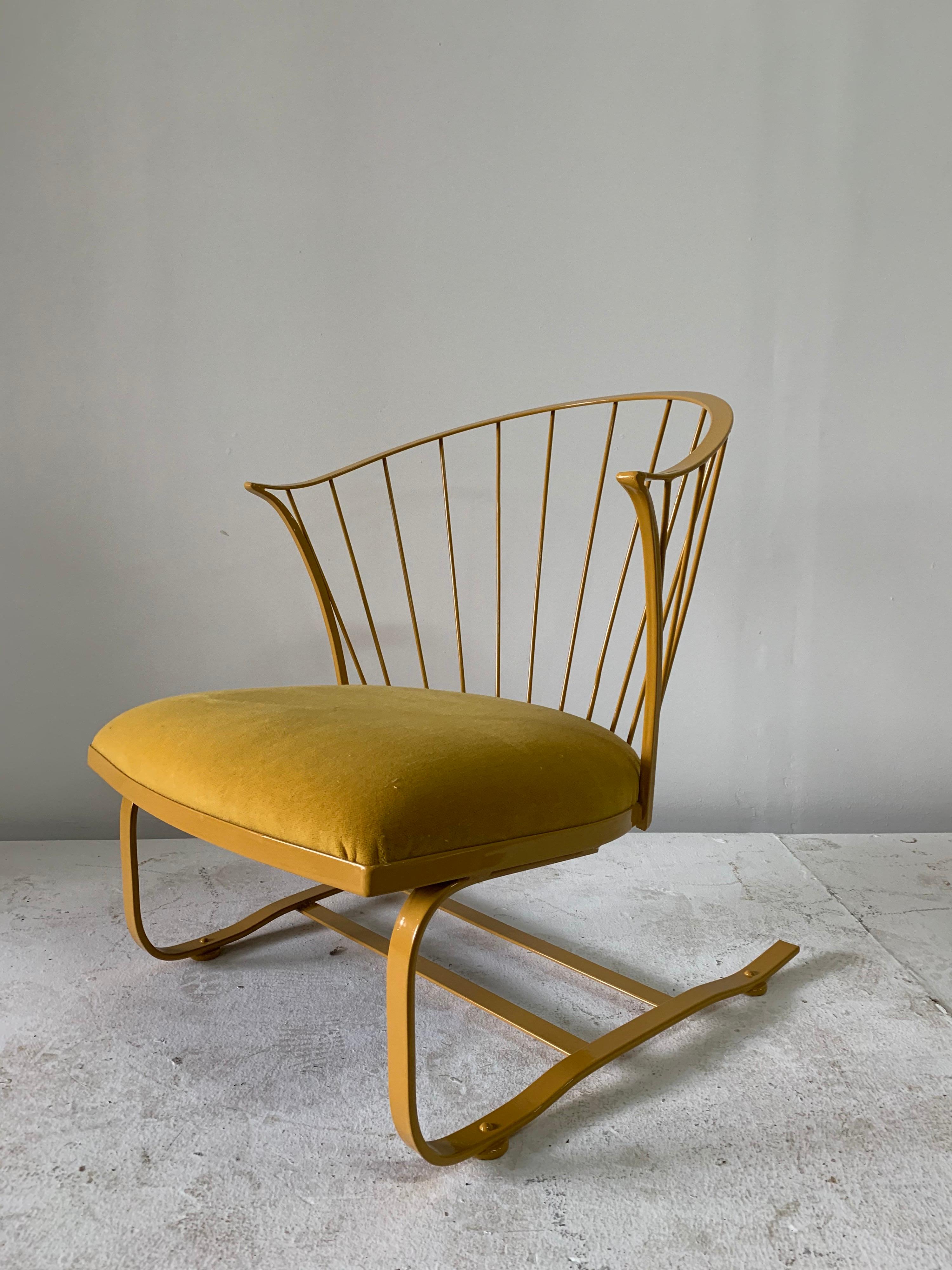 Rare chaise à bascule inclinable vintage Russell Woodard personnalisée et revêtue de poudre Bon état - En vente à East Hampton, NY