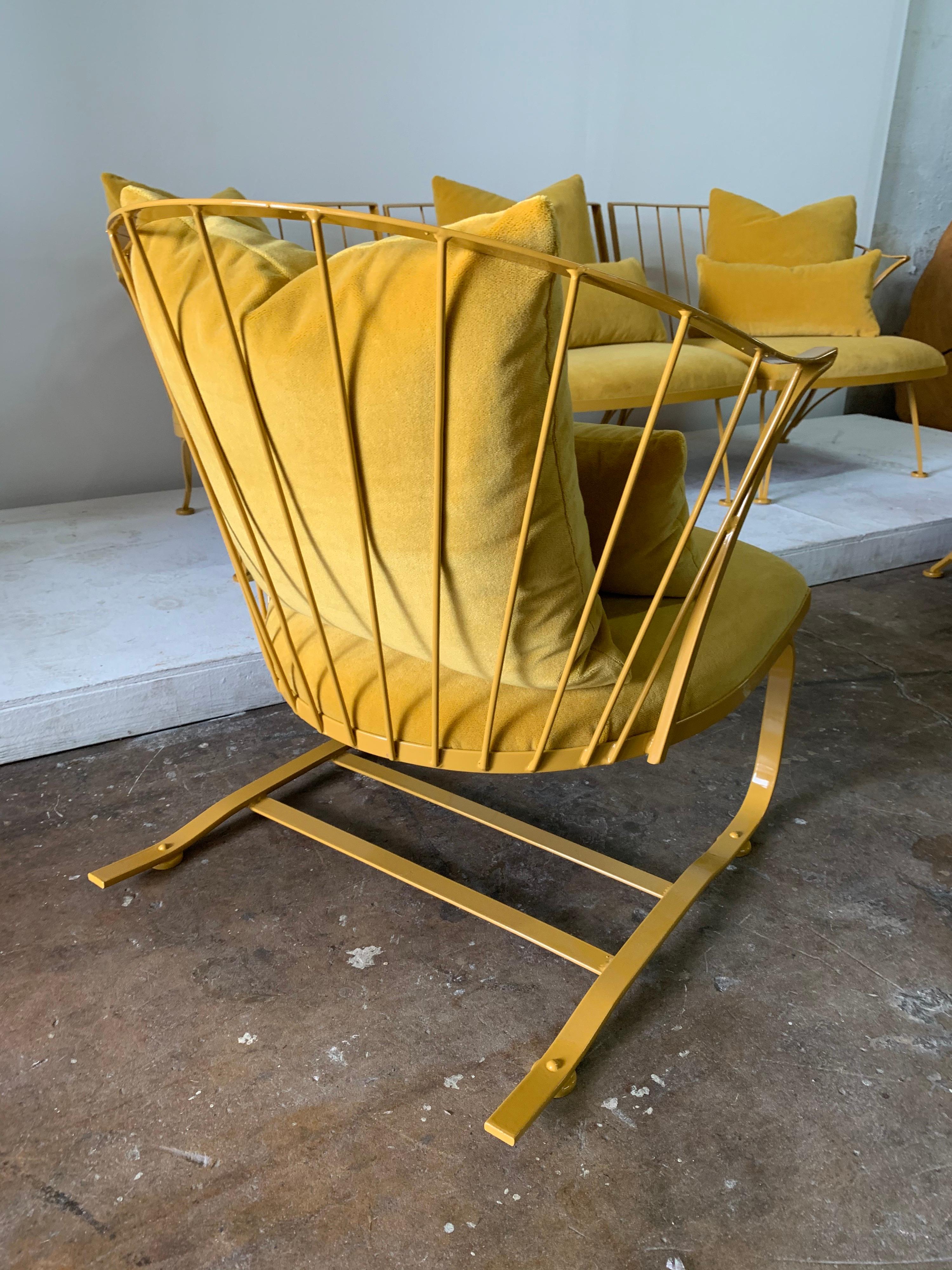 Milieu du XXe siècle Rare chaise à bascule inclinable vintage Russell Woodard personnalisée et revêtue de poudre en vente