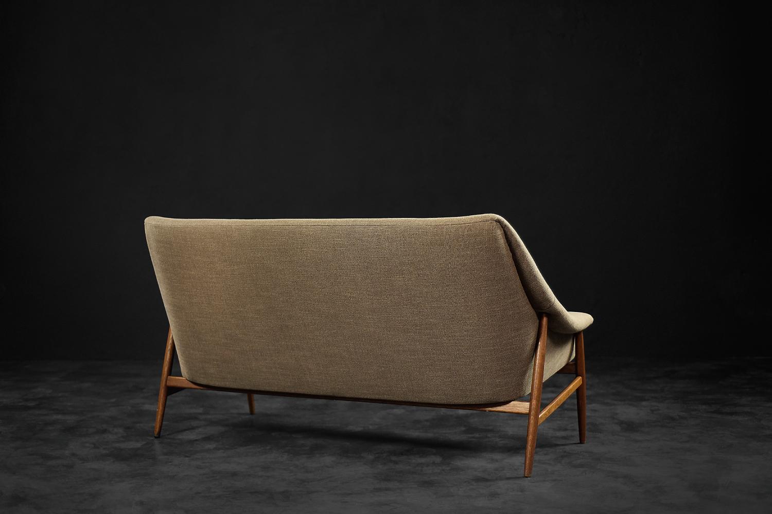 Rare Vintage Scandinavian Modern 2-Seater Brown Fabric & Oak Sofa Grace by Ikea For Sale 9