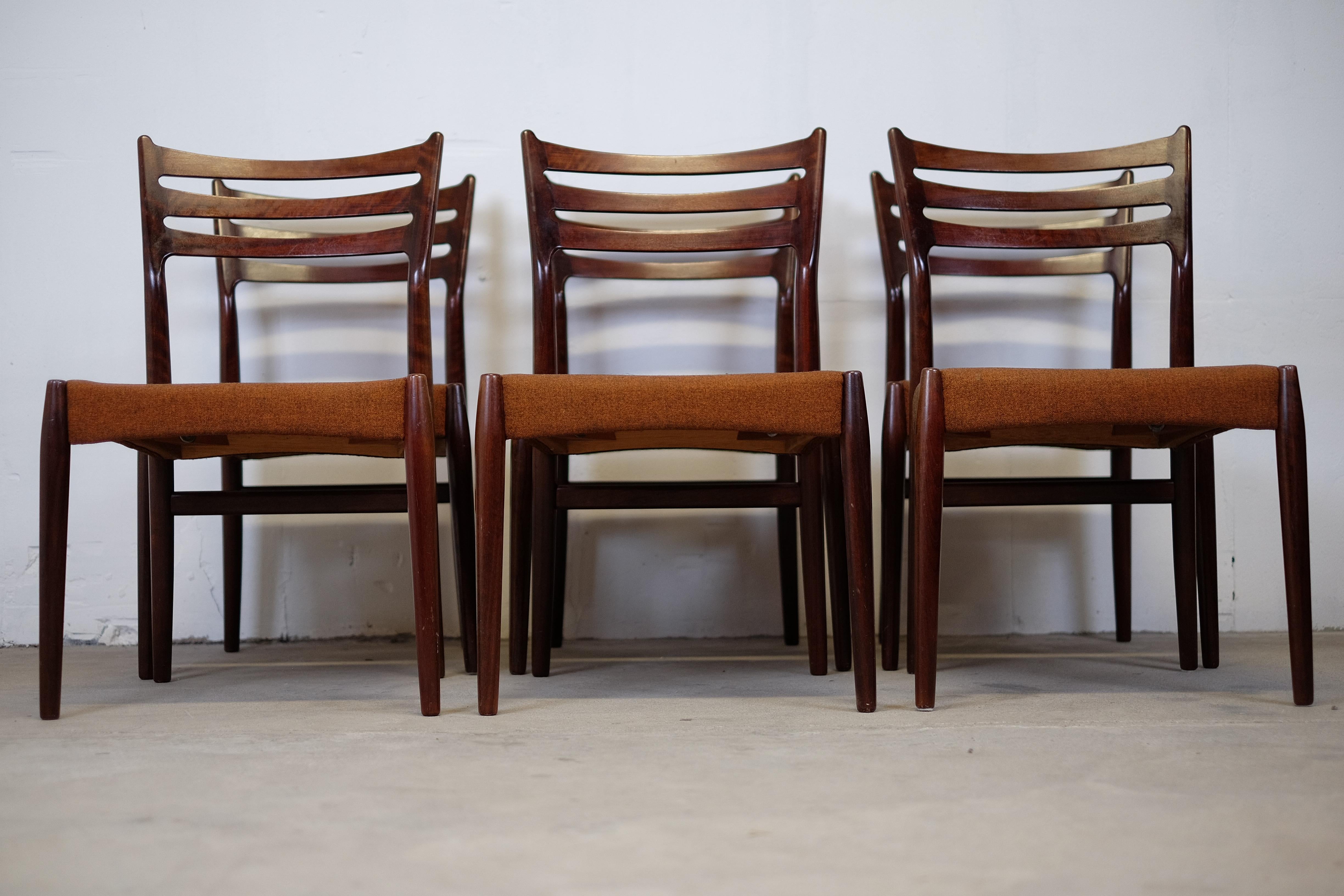 Mid-Century Modern Rare Vintage Set of Six Dining Chairs by Svend Aage Madsen For Sale