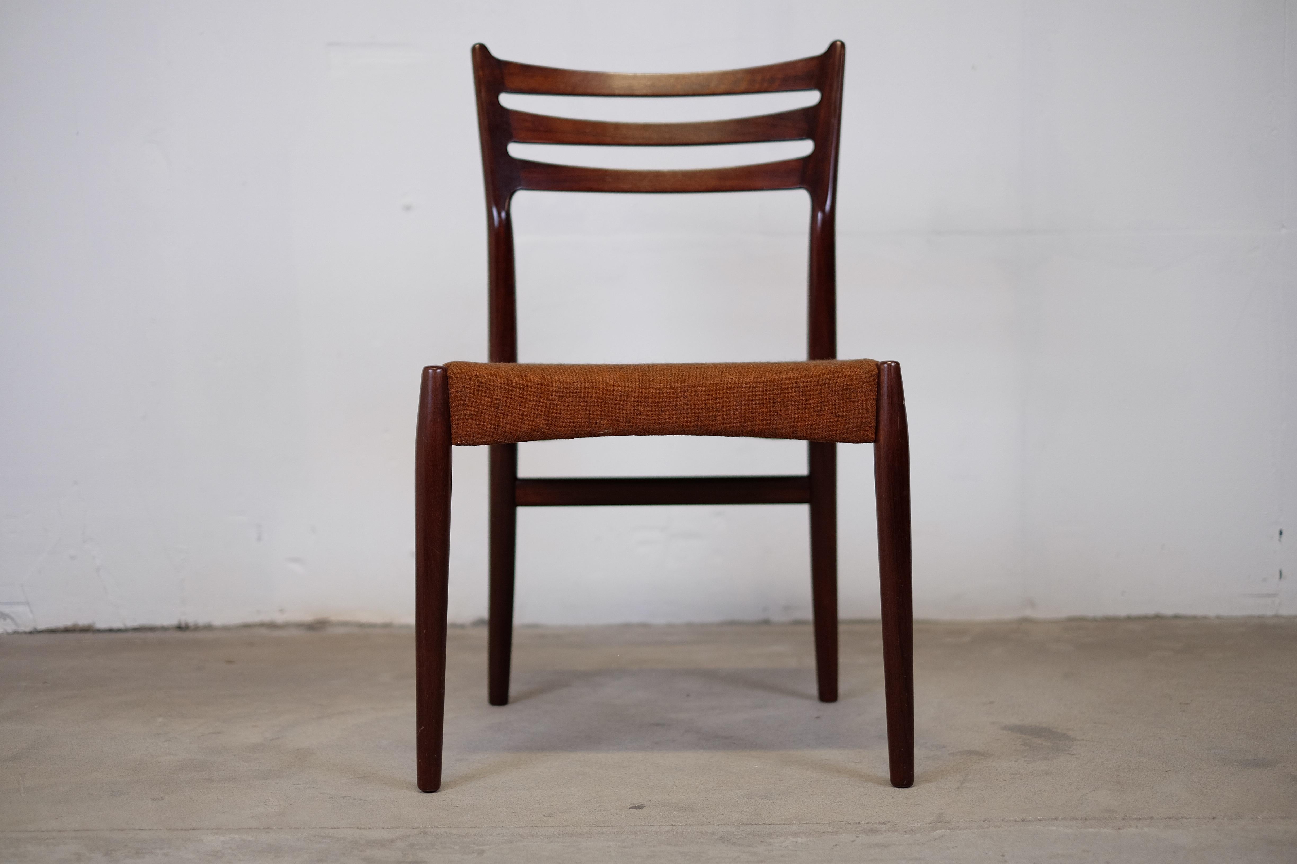 Rare Vintage Set of Six Dining Chairs by Svend Aage Madsen For Sale 2