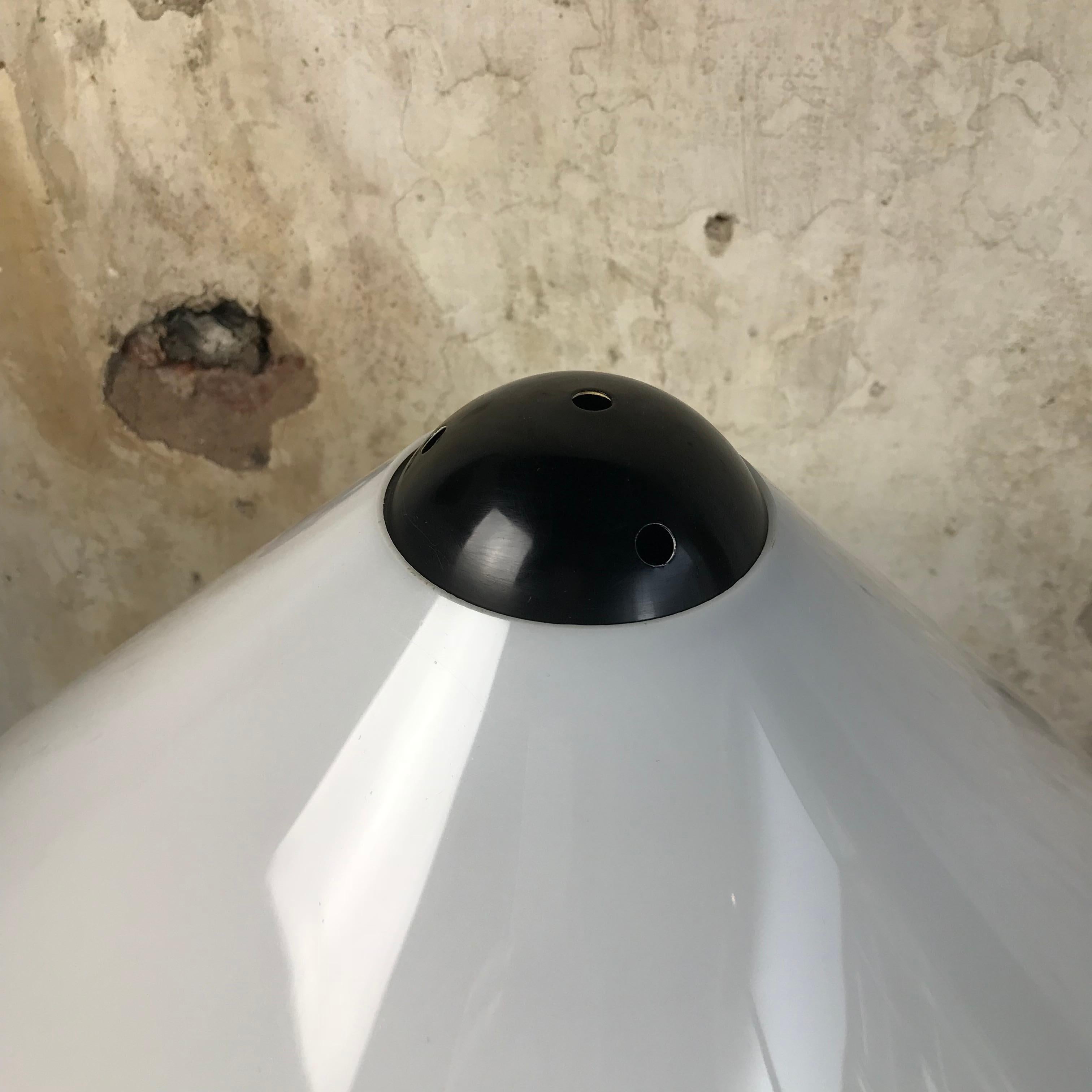 Powder-Coated Rare Vintage ‘Snow’ Table Lamp Designed by Vico Magistretti for Oluce, 1974