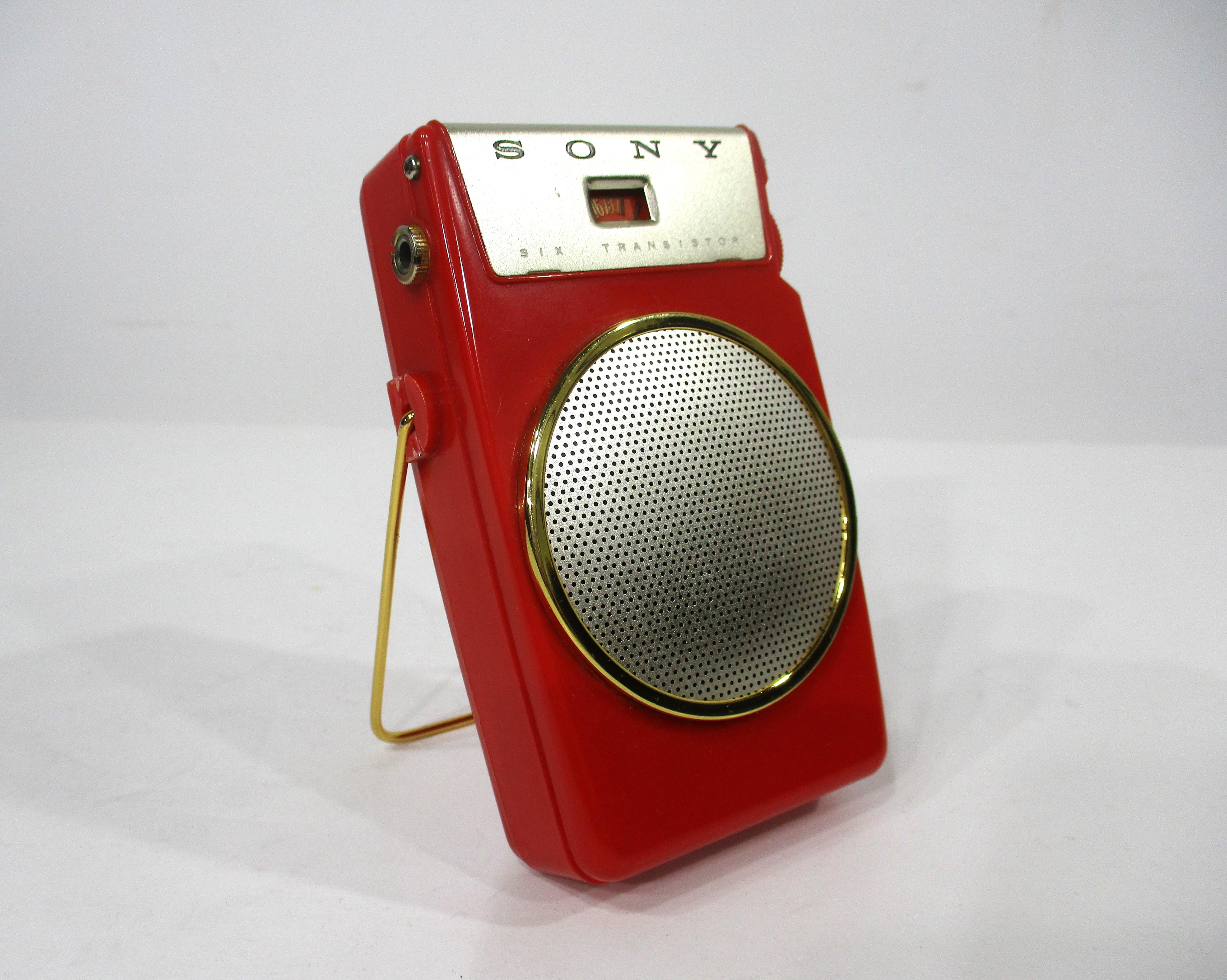 Rare Vintage Sony TR 610 Shirt Pocket Transistor Radio 1