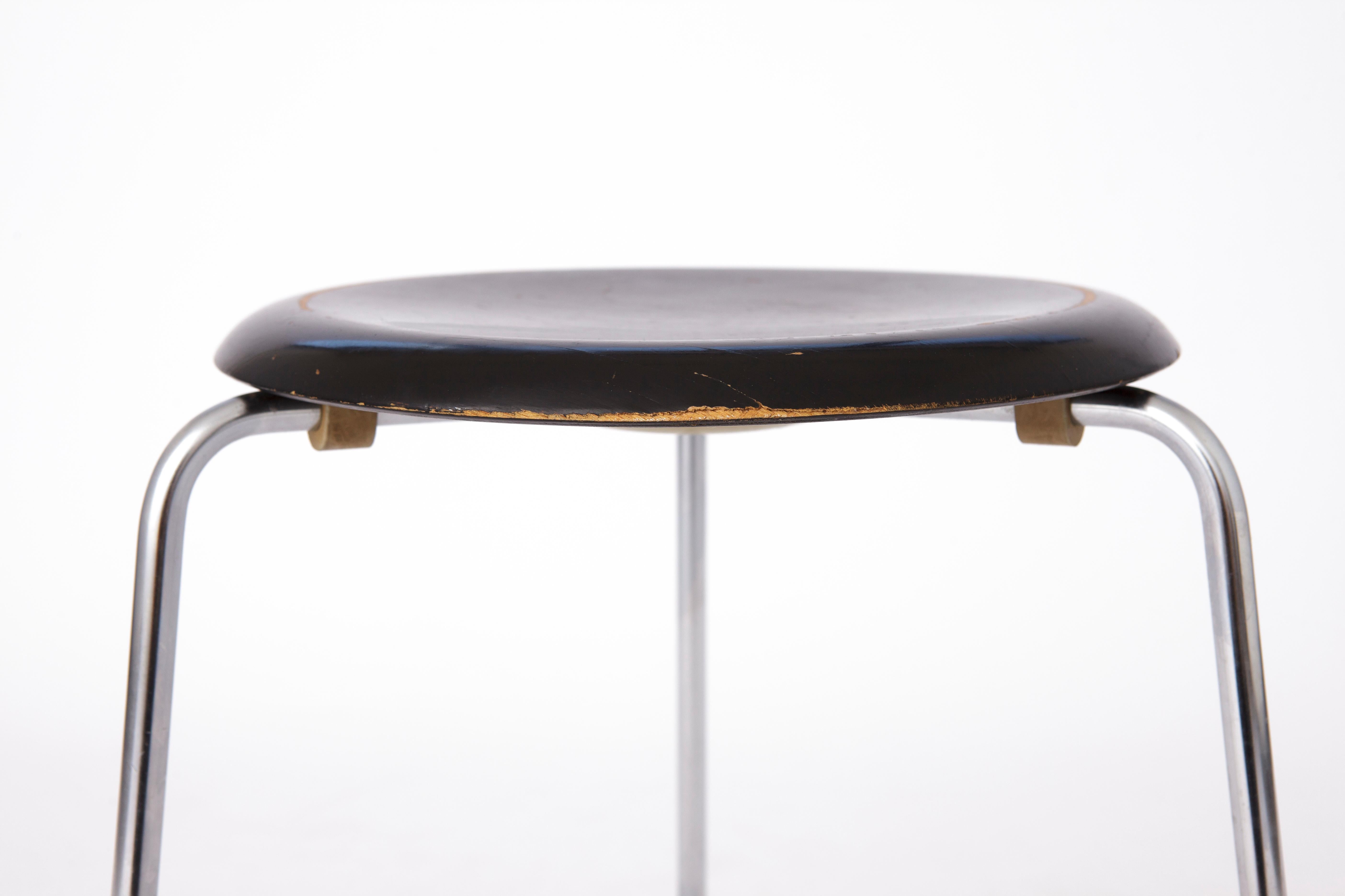 Polished Rare vintage stool model 3170 by Arne Jacobsen for Fritz Hansen, 1950's For Sale