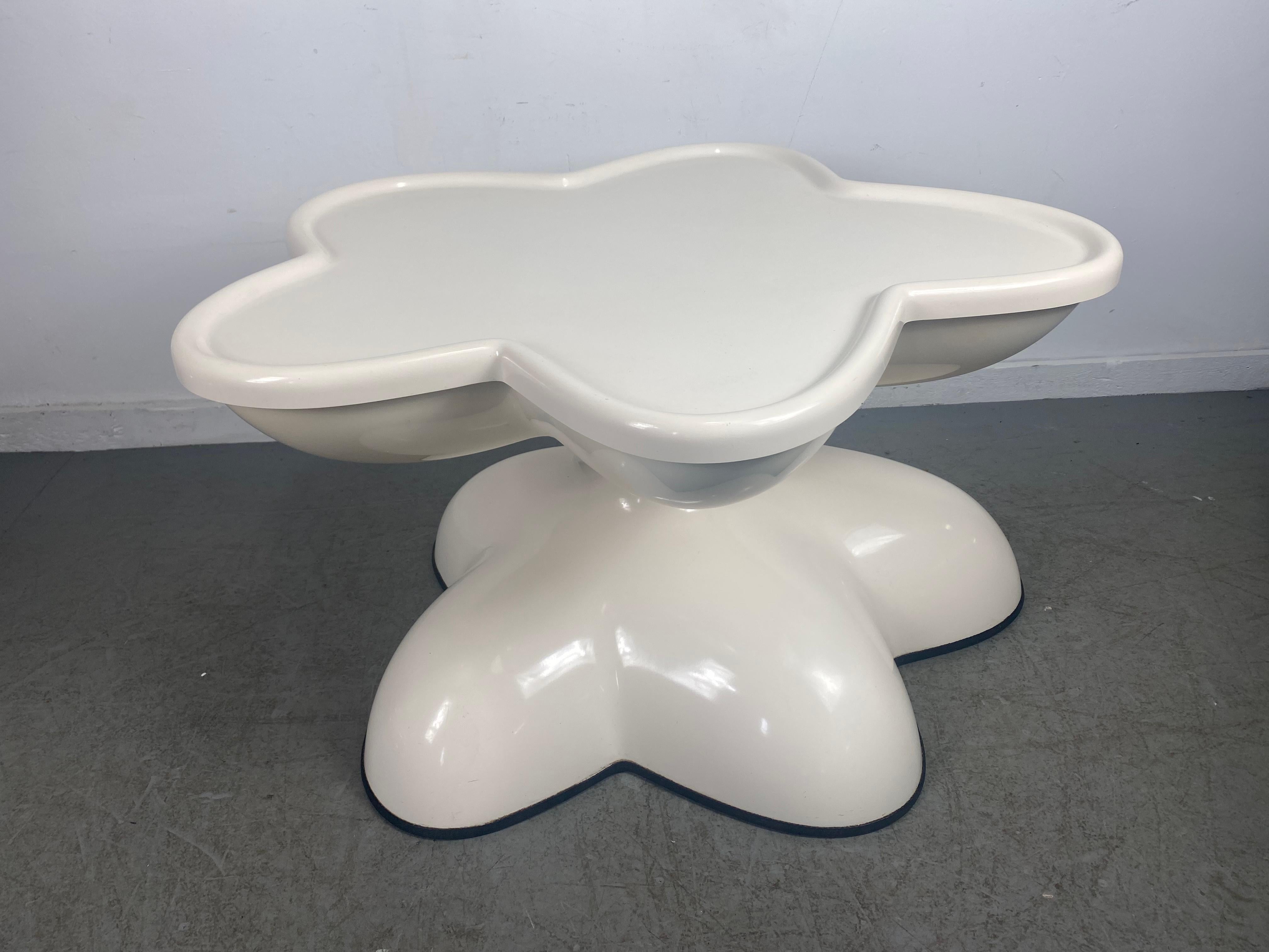 Mid-20th Century Rare Vintage Swivel Molar Coffee Table by Wendell Castle