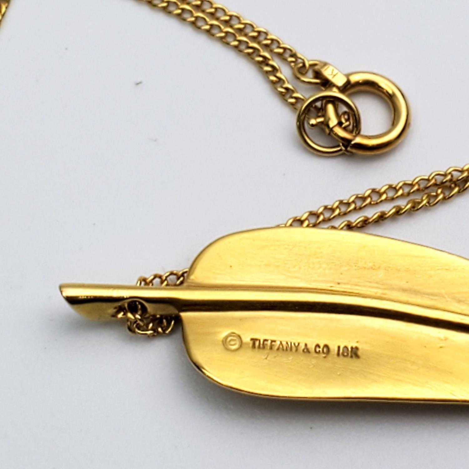 Rare Vintage Tiffany & Co 18 Karat Yellow Gold Angela Cummings Leaf Pendant Neck For Sale 1