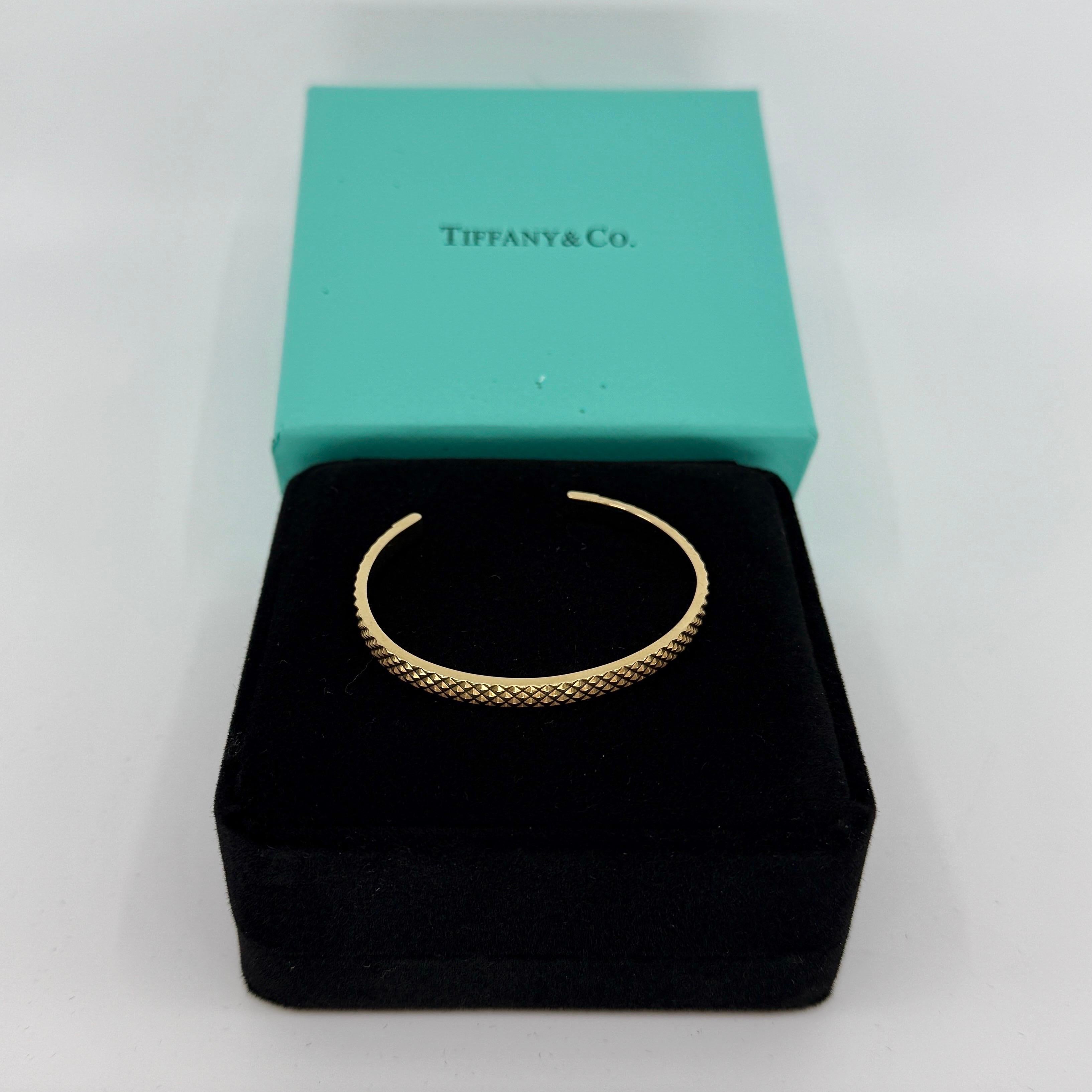 Rare Vintage Tiffany & Co 18k Yellow Gold Point Cuff Bangle Bracelet For Sale 2