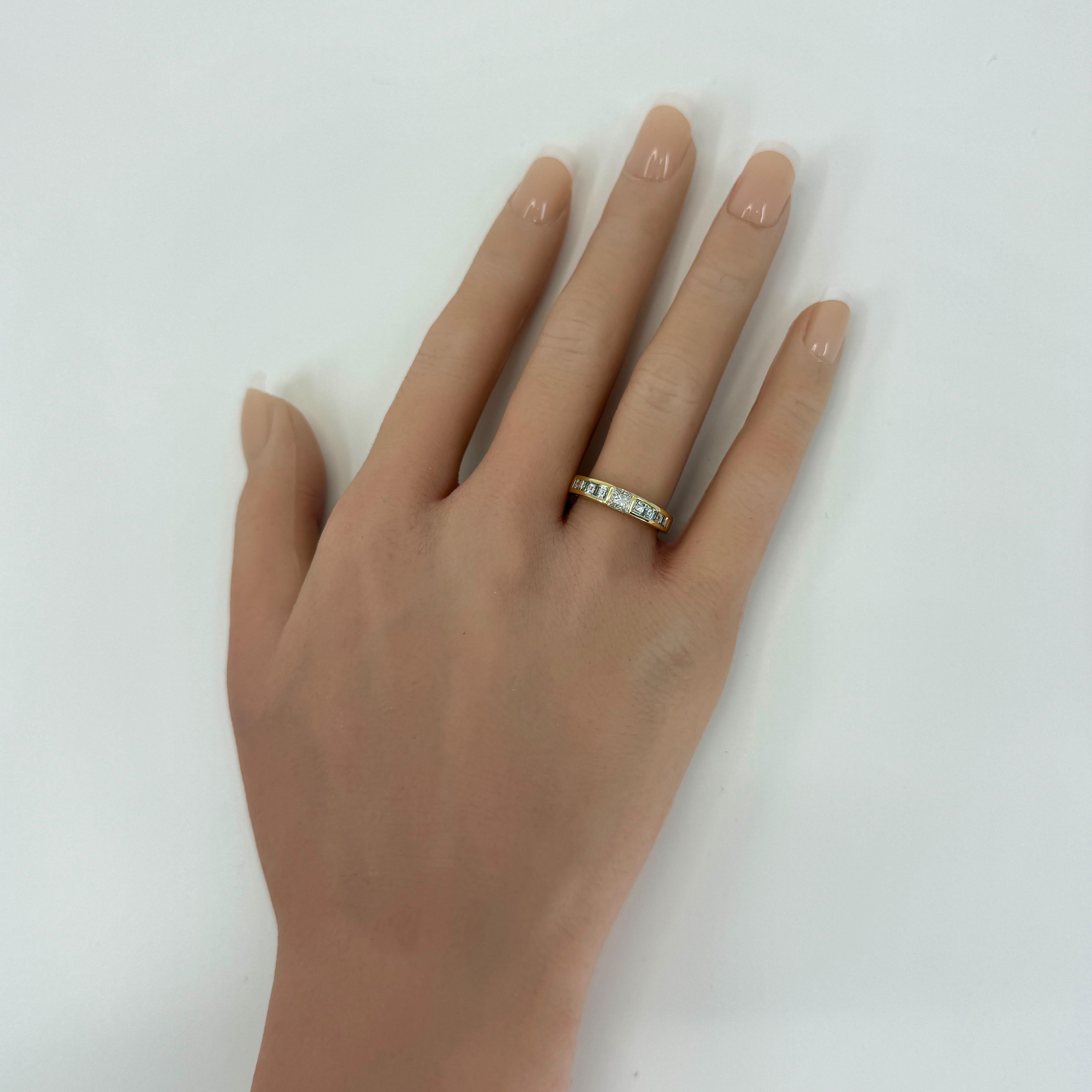 Seltenes Vintage von Tiffany & Co. Diamantring mit Prinzessinnen-Carré-Schliff aus 18k Gelbgold im Angebot 4