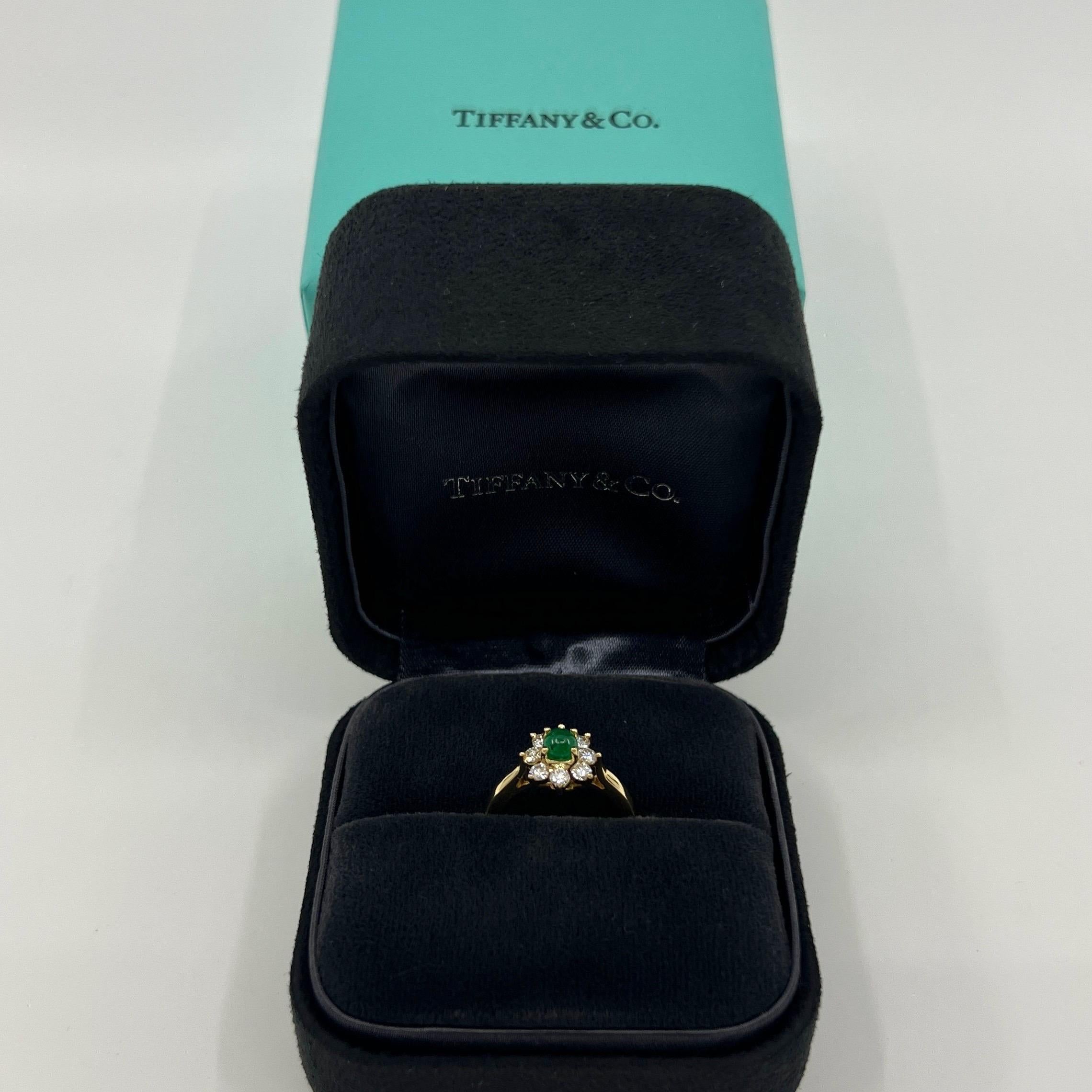 Cabochon Rare Vintage Tiffany & Co. Round Emerald Diamond 18k Gold Cluster Flower Ring For Sale