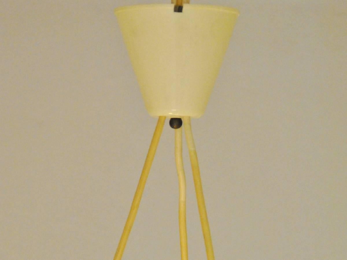 Danois Rare lampe suspendue vintage à triple abat-jour, Danemark, années 1960  en vente