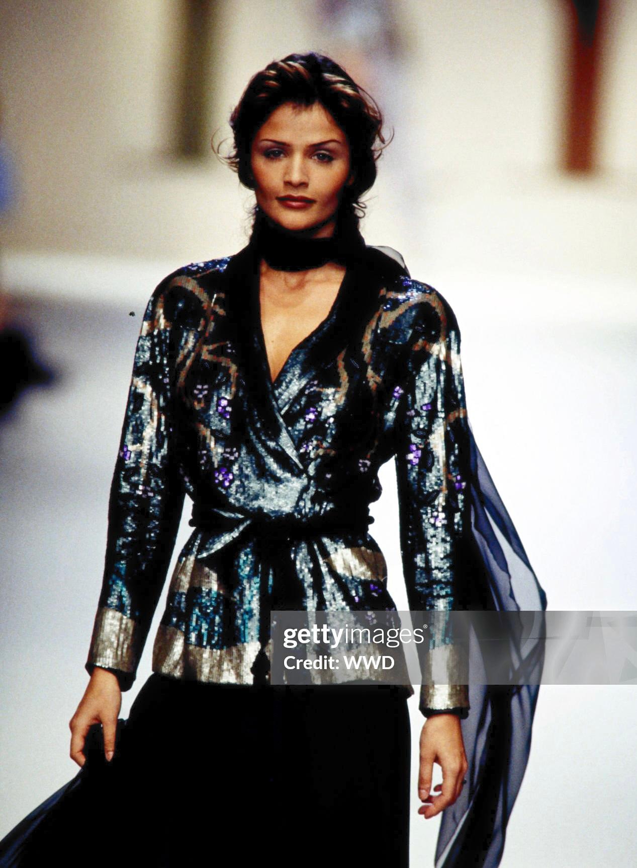 Seltene Vintage Valentino Garavani AW 1993 Runway Abend bestickte Jacke im Angebot 5