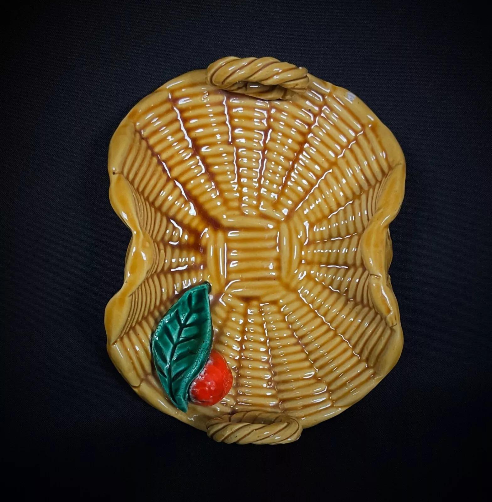 Rare Vintage Vallauris Basket-Shaped Trinket Dish – Fruit Decor - 2Y389 For Sale 4