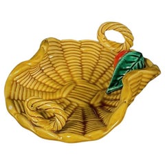 Raro piatto vintage a forma di cestino di Vallauris - Decorazione di frutta - 2Y389