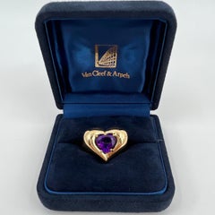 Rare Vintage Van Cleef & Arpels 18k Yellow Gold Amethyst Heart Ring with Box